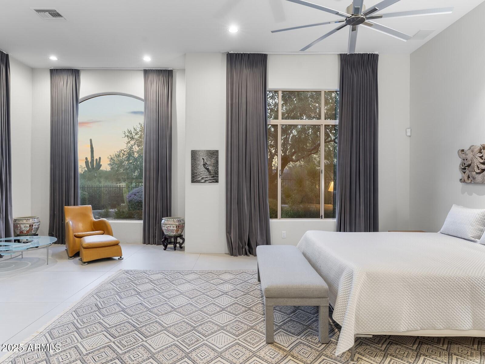 9290 E THOMPSON PEAK Parkway, 142