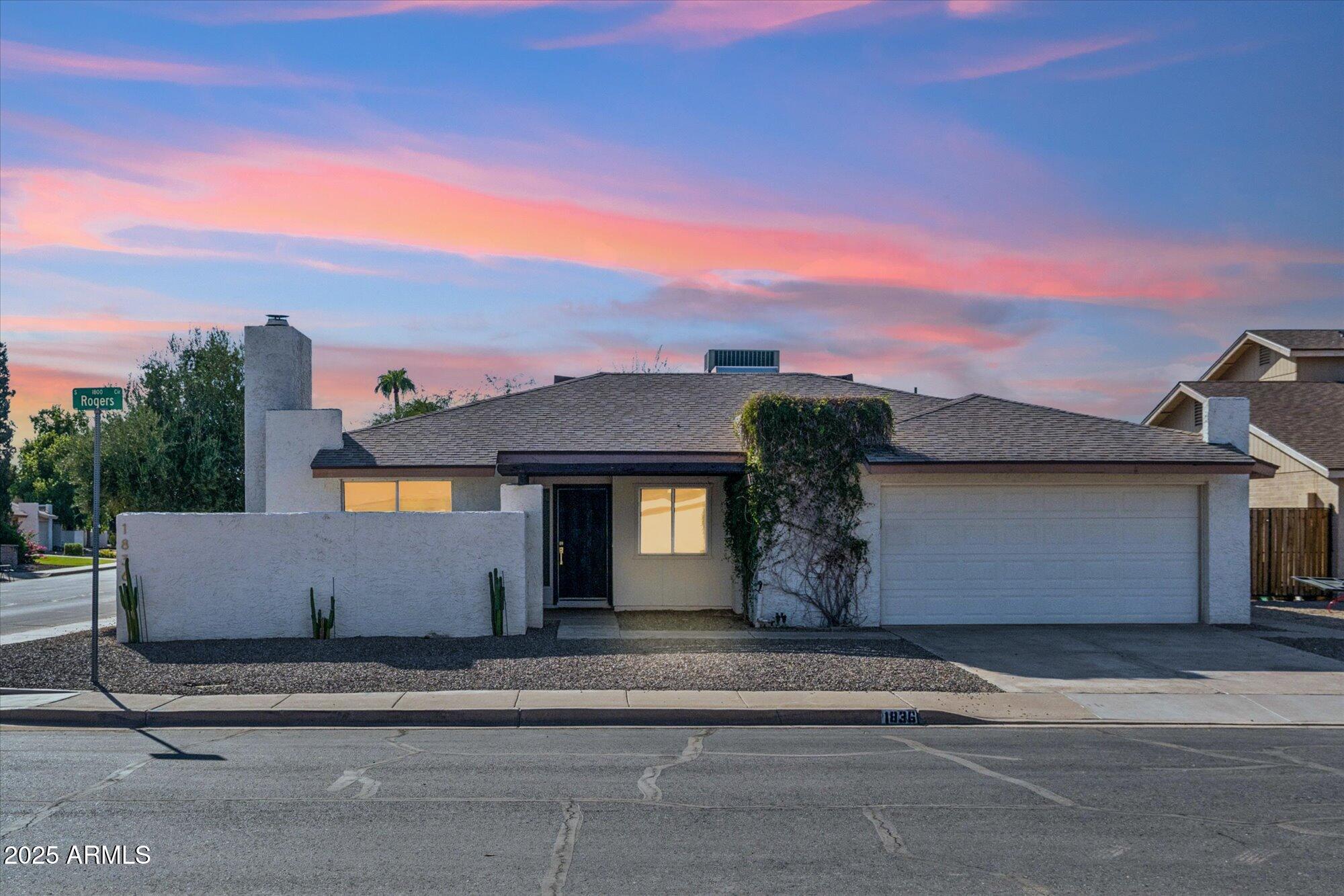 1836 S ROGERS Circle