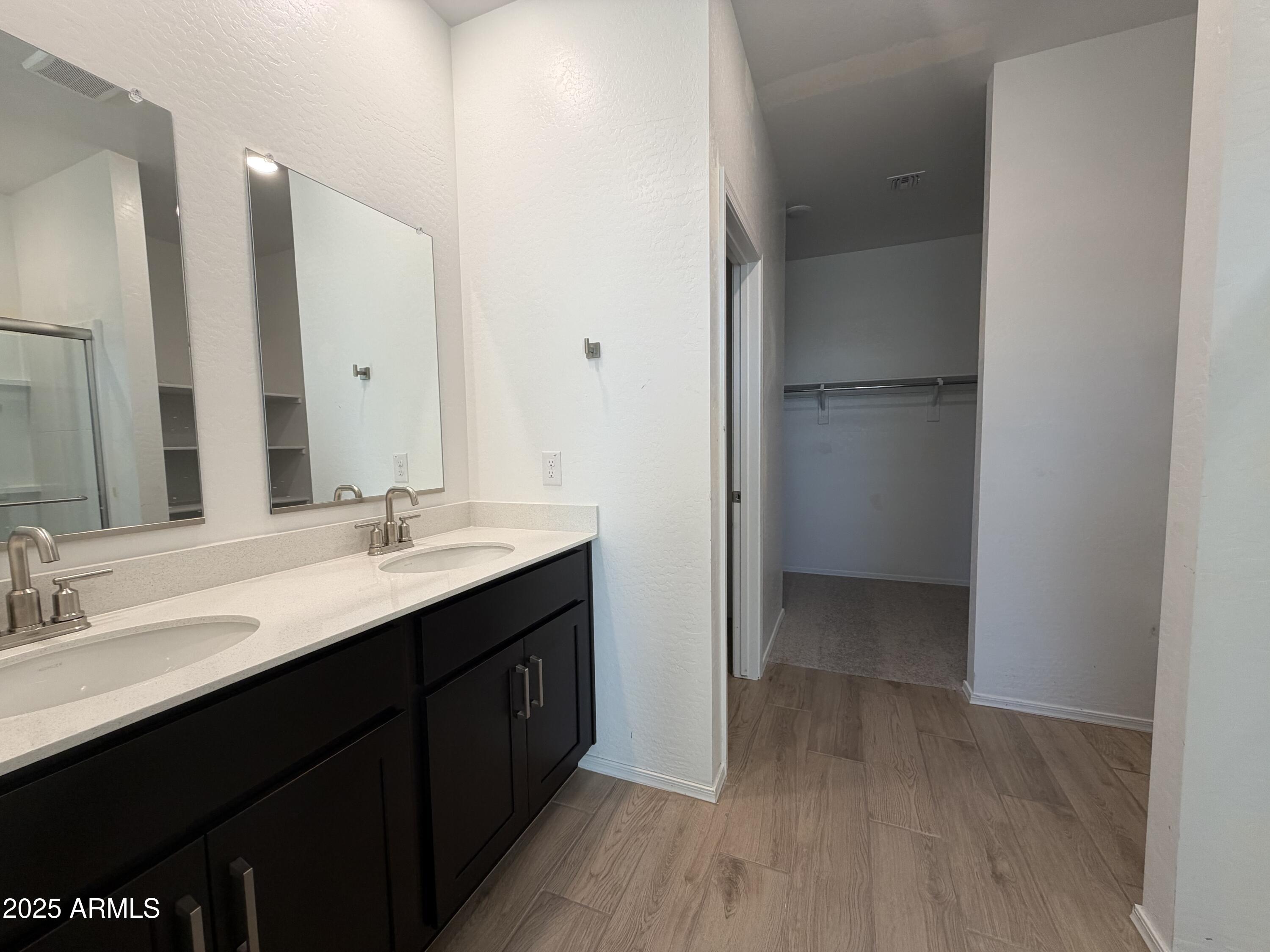 24207 W BOWKER Street