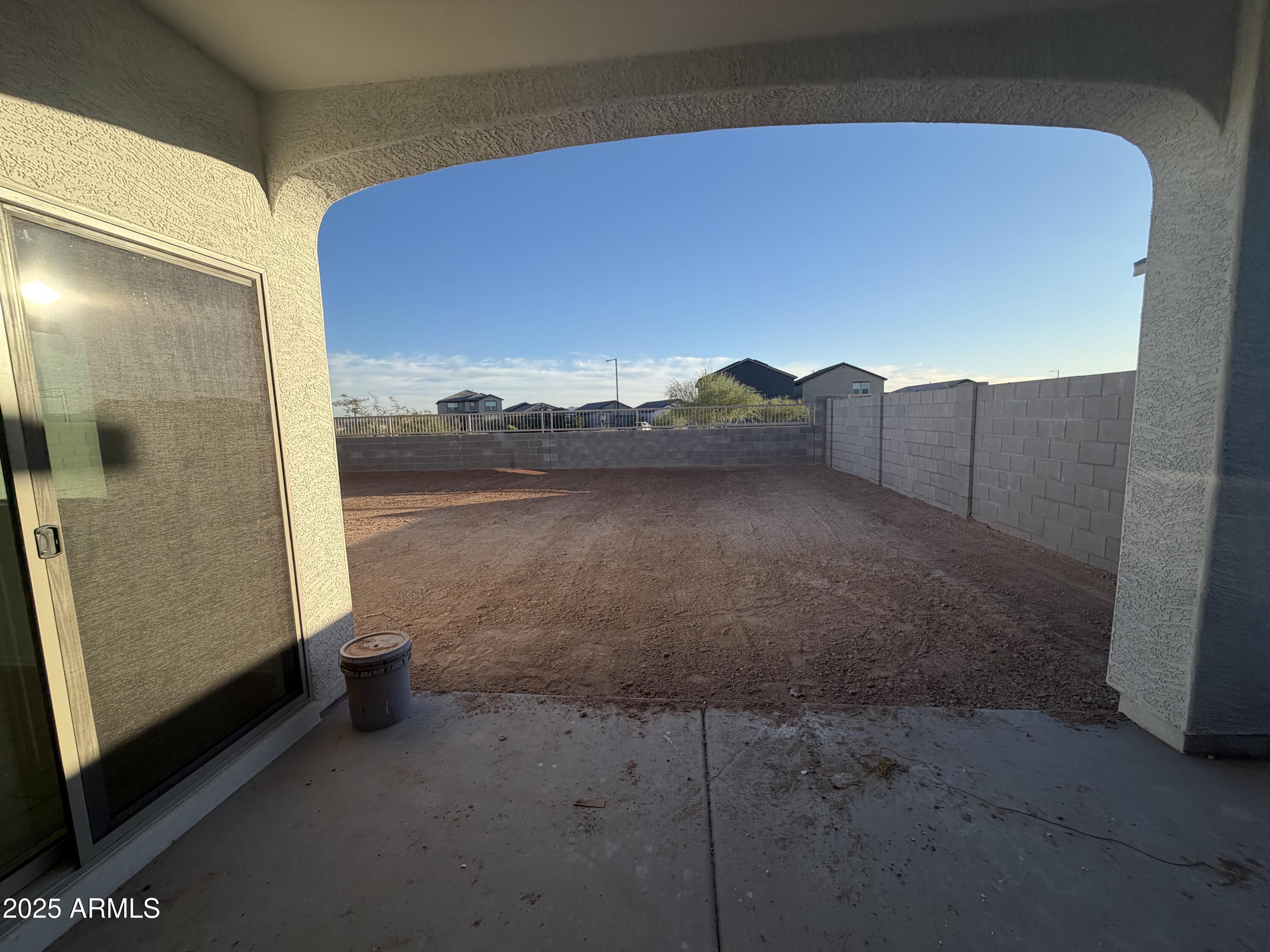 24207 W BOWKER Street