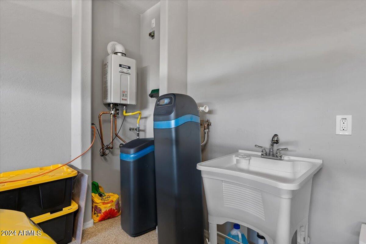 18961 N 259TH Avenue