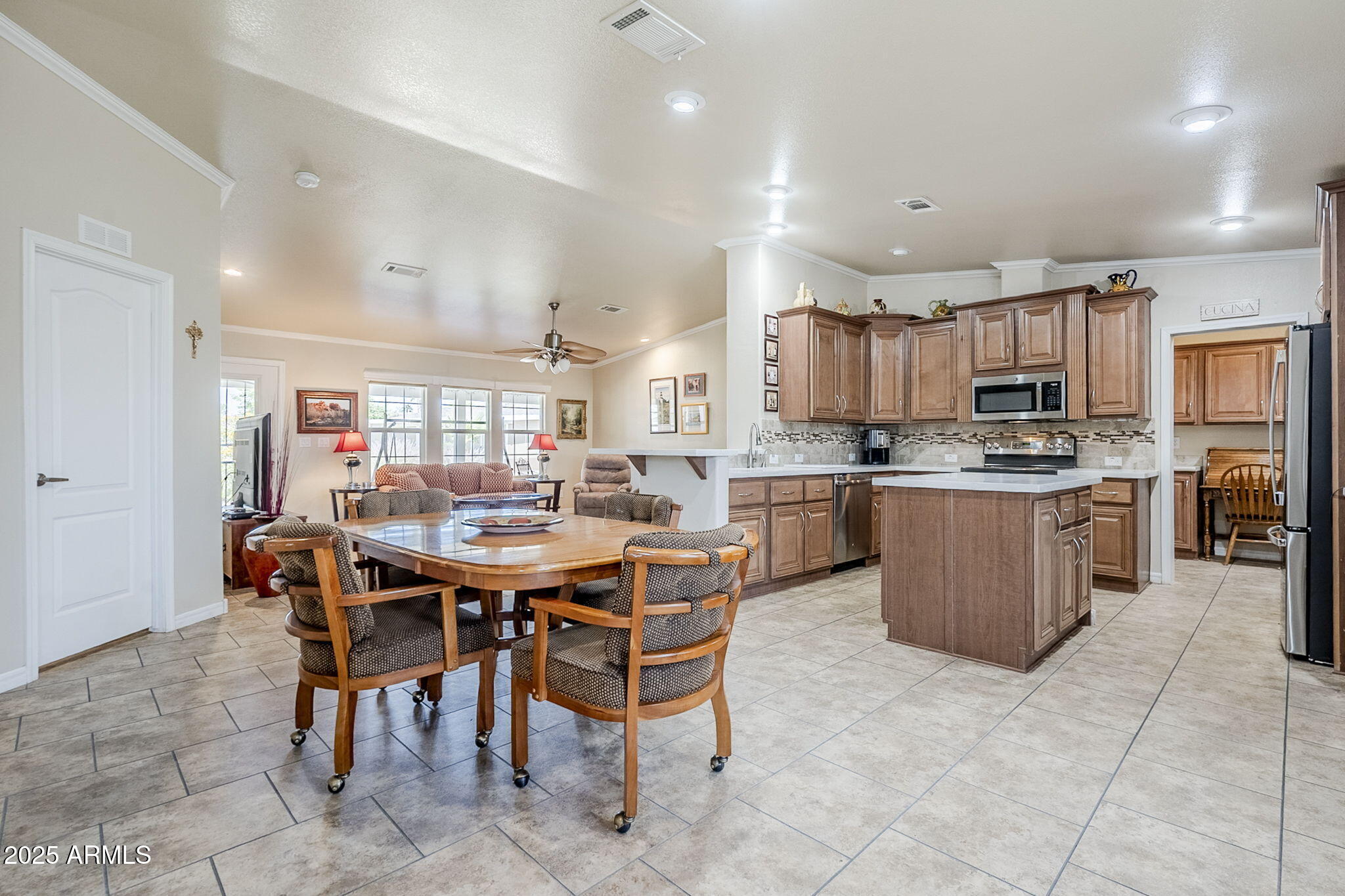 11201 N EL MIRAGE Road Unit: G14