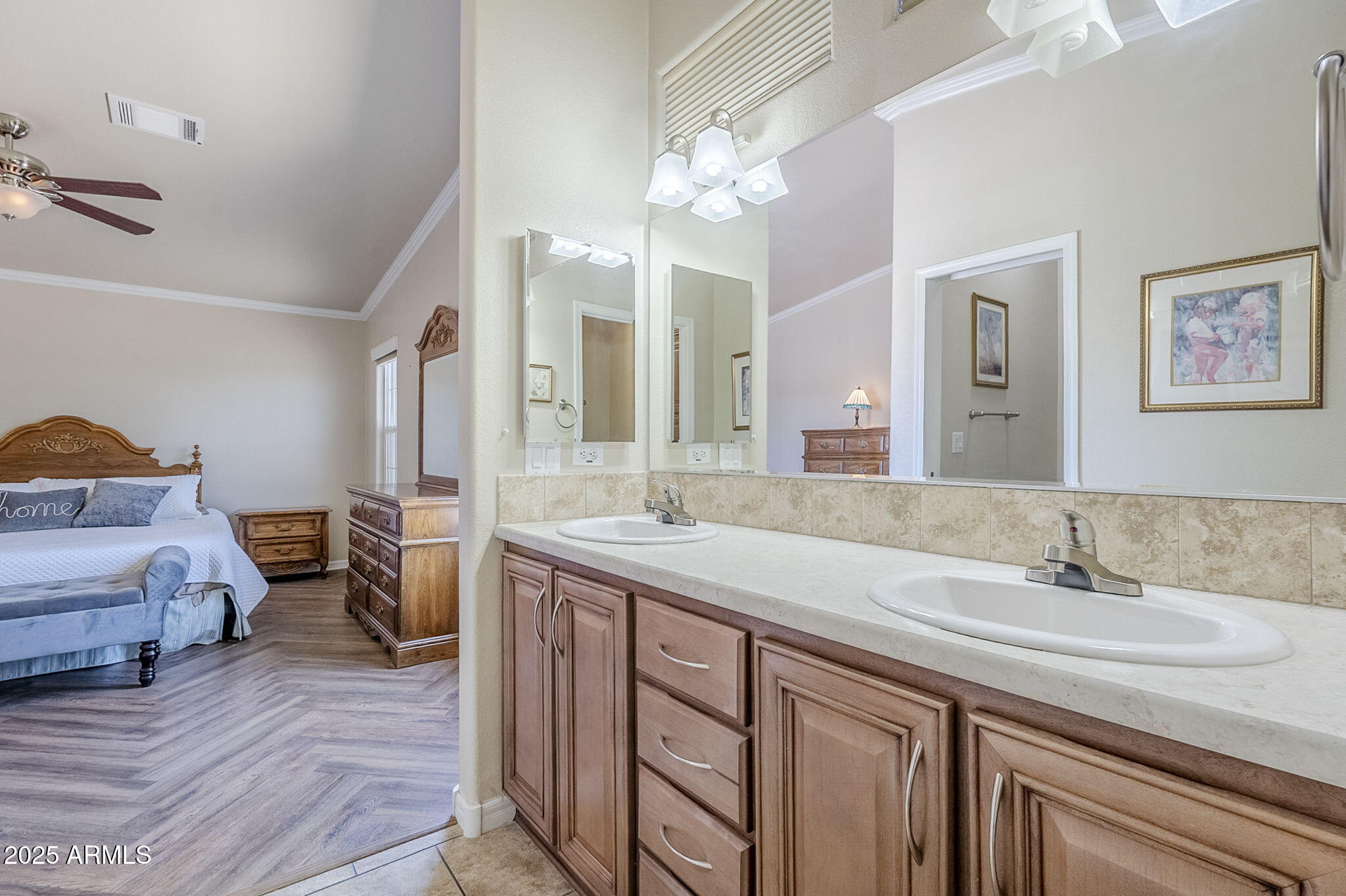 11201 N EL MIRAGE Road Unit: G14