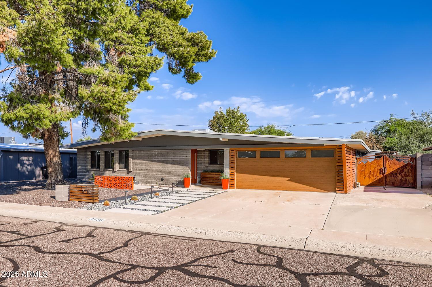 3710 E PARADISE Drive