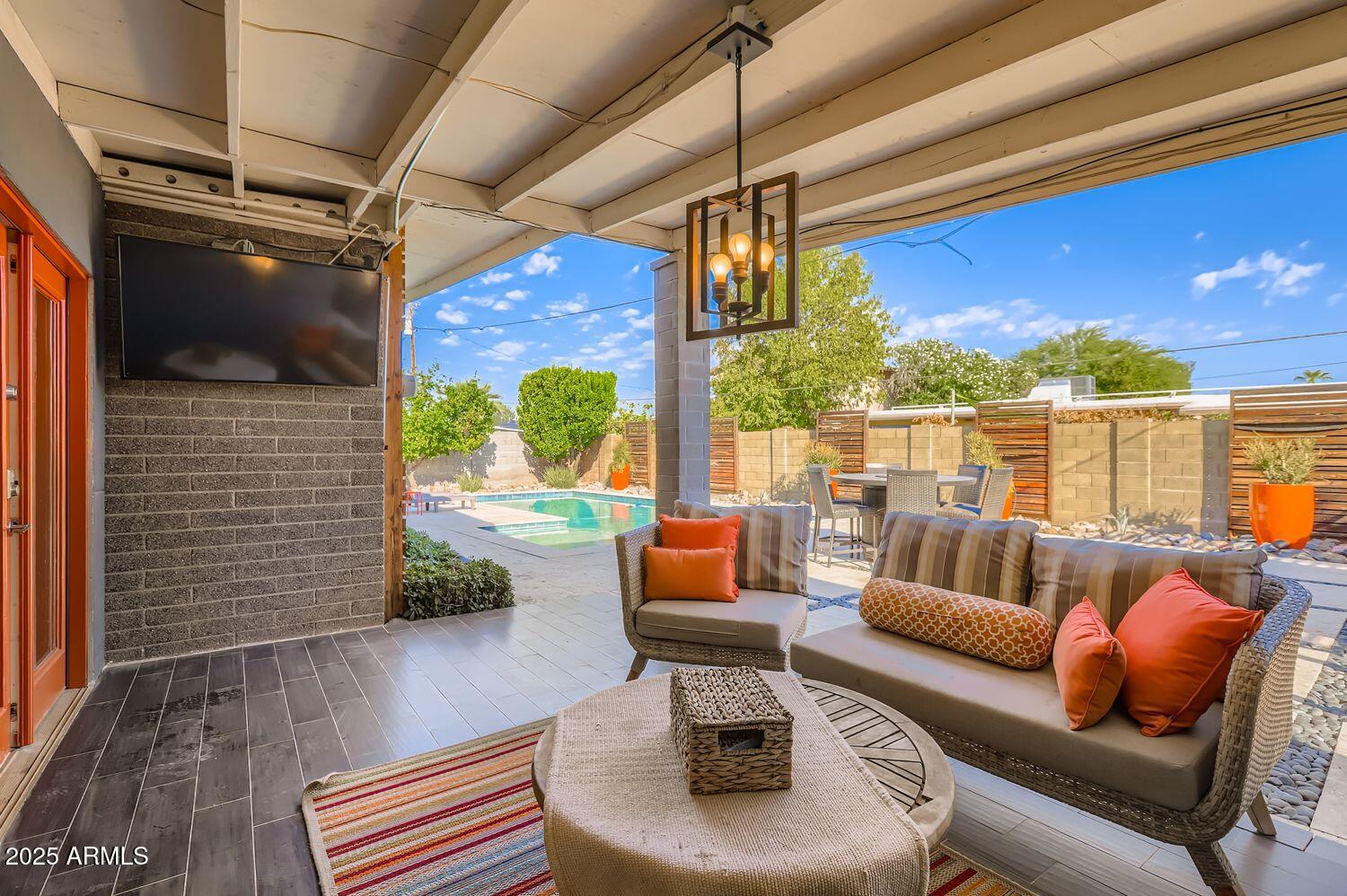 3710 E PARADISE Drive