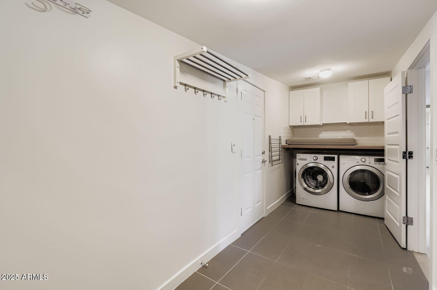 3710 E PARADISE Drive