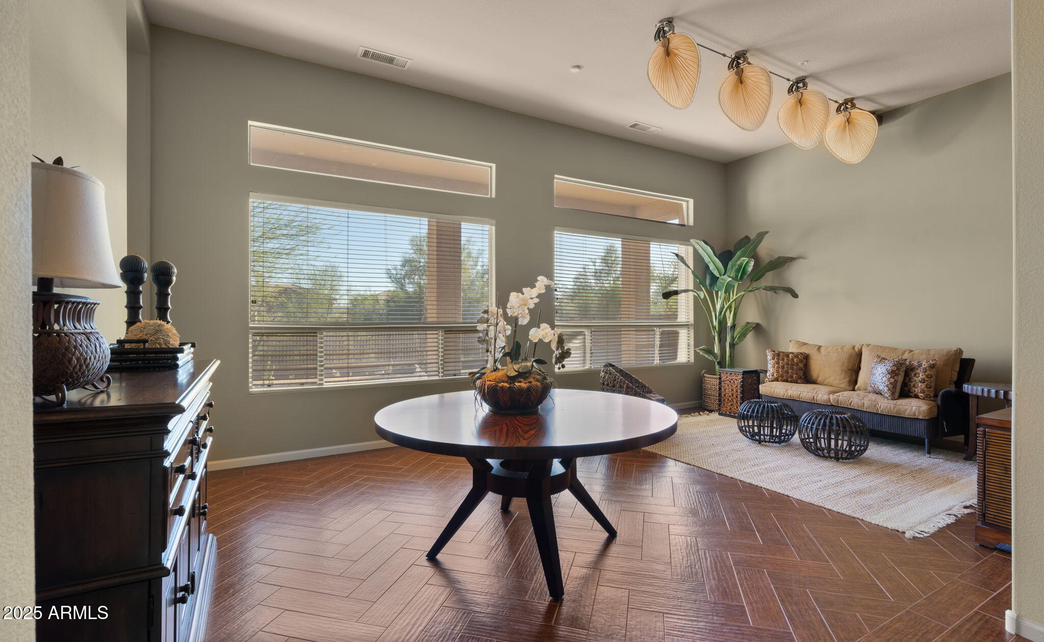 6005 E SMOKEHOUSE Trail