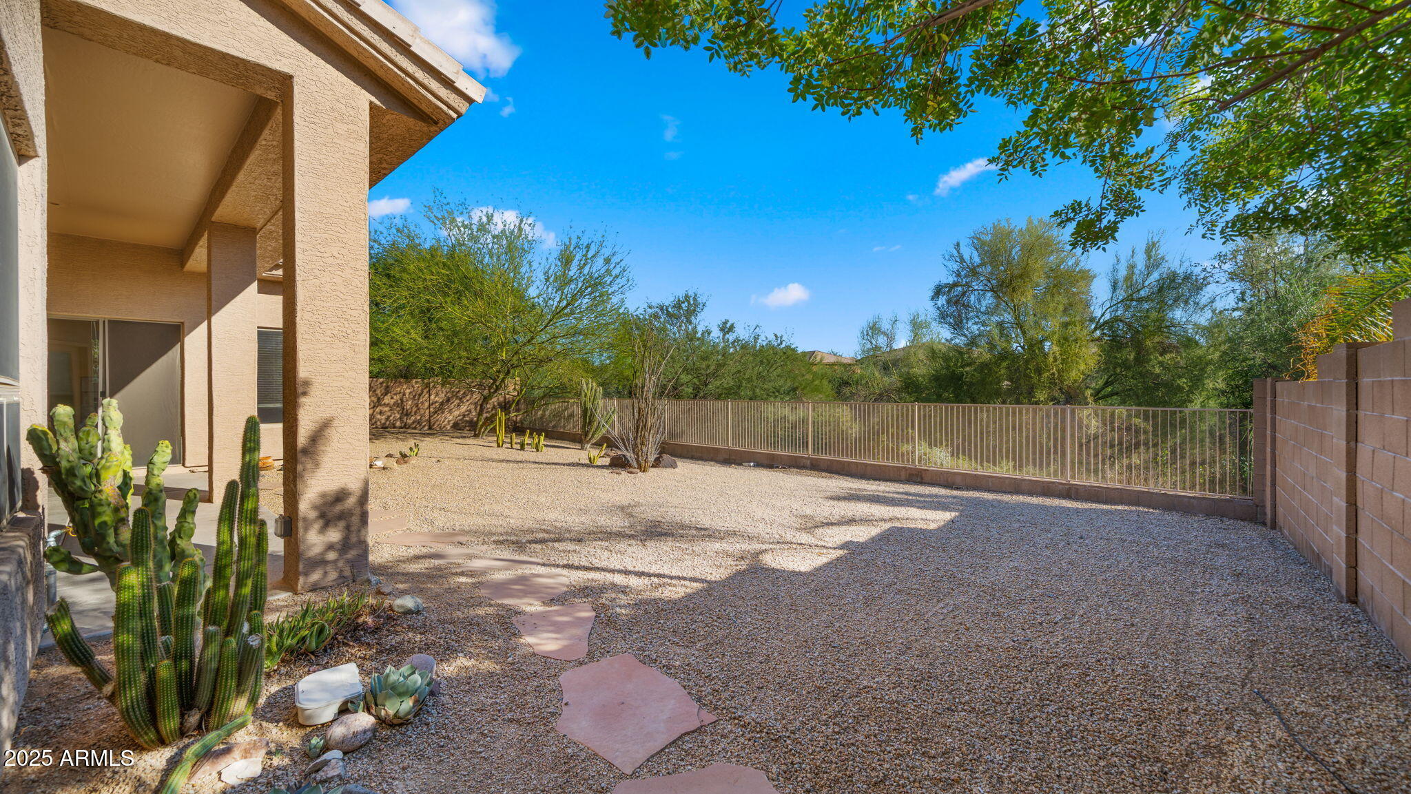 6005 E SMOKEHOUSE Trail