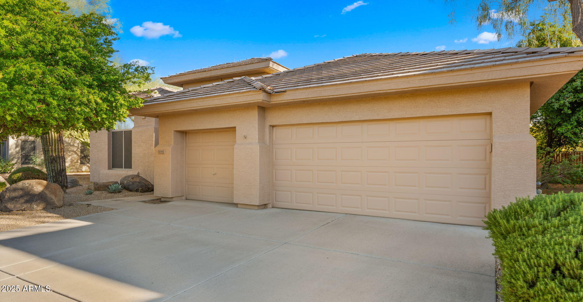 6005 E SMOKEHOUSE Trail