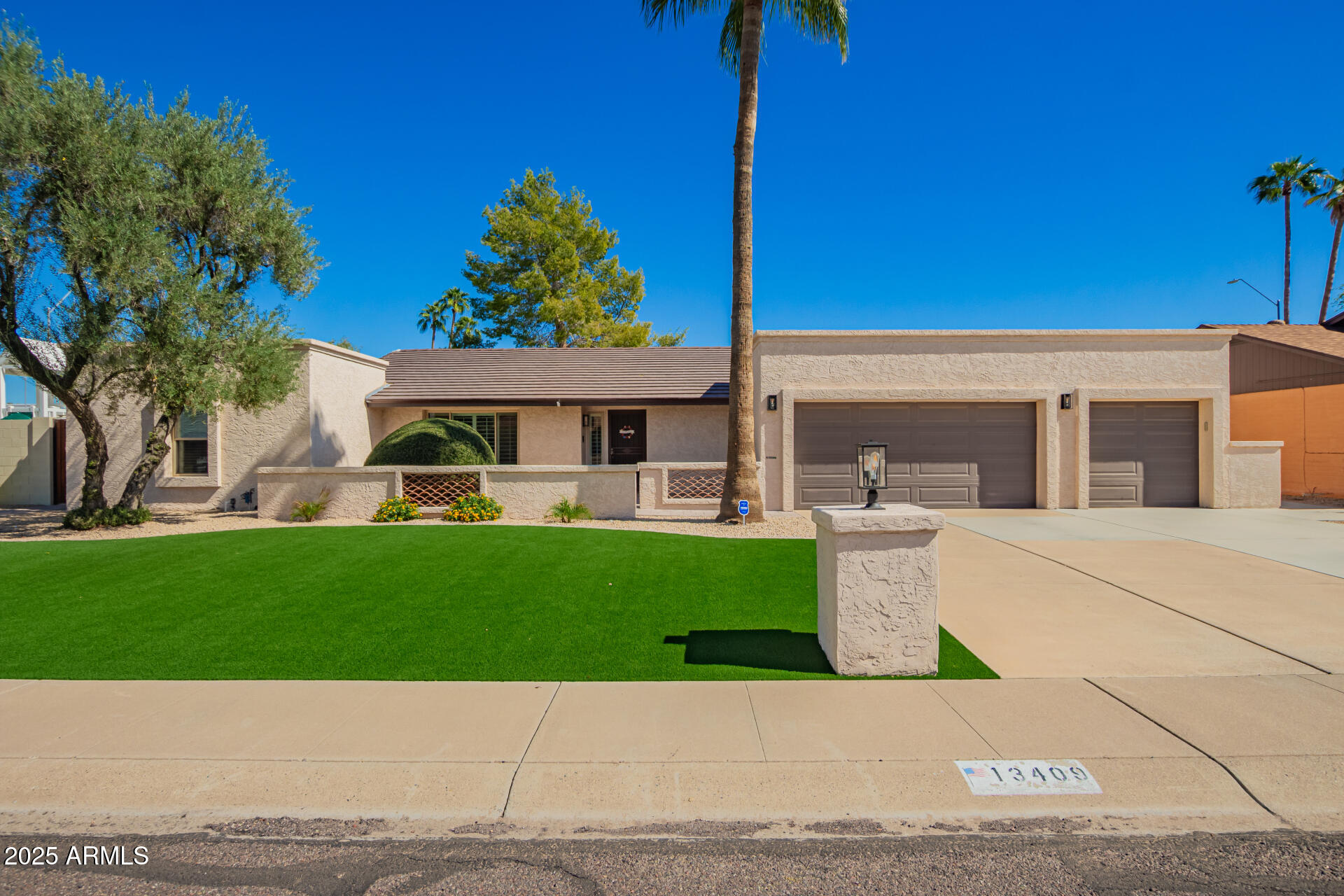 13409 N 47TH Place, Phoenix
