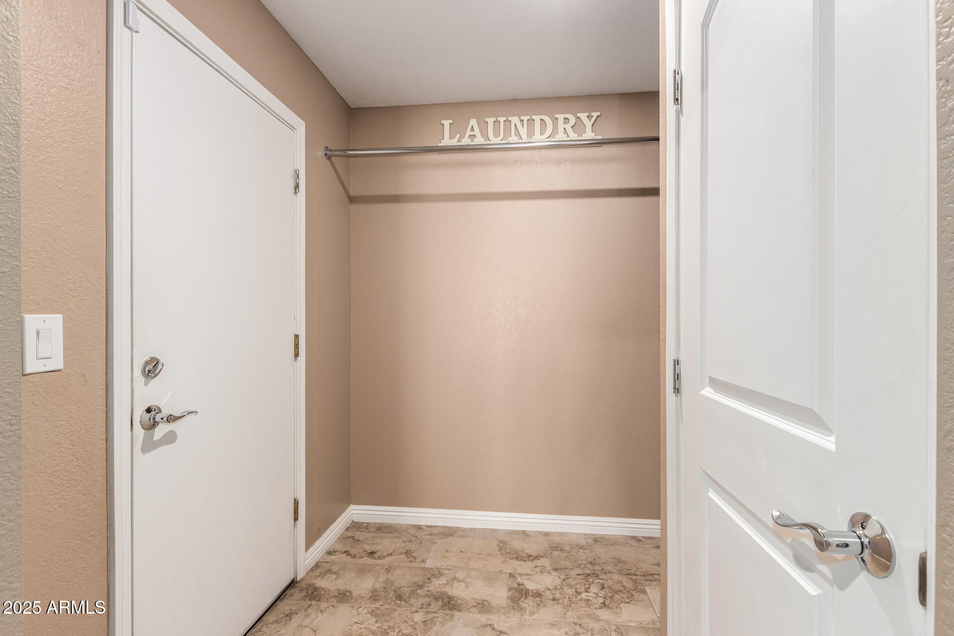 13409 N 47TH Place, Phoenix