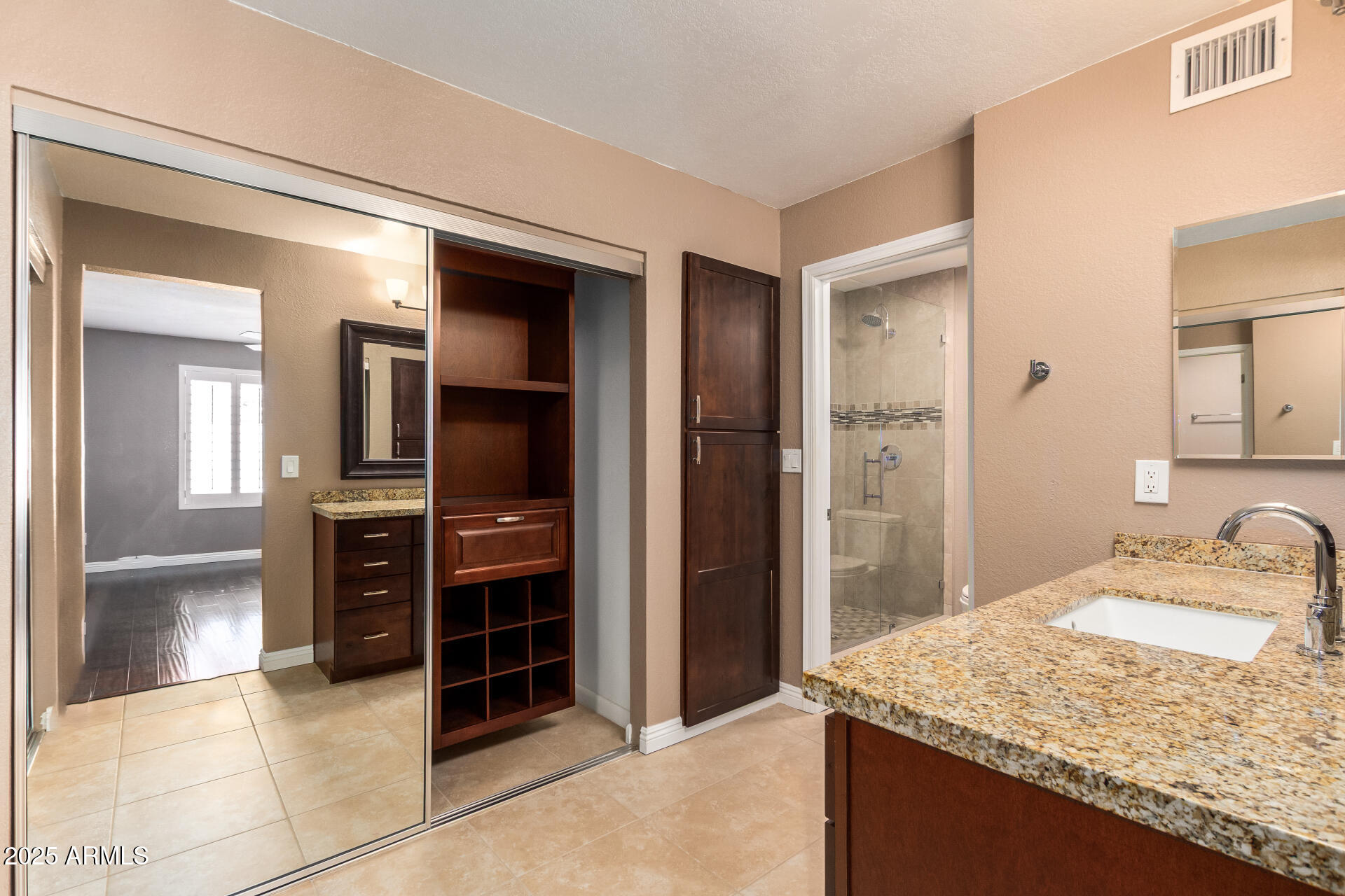 13409 N 47TH Place, Phoenix