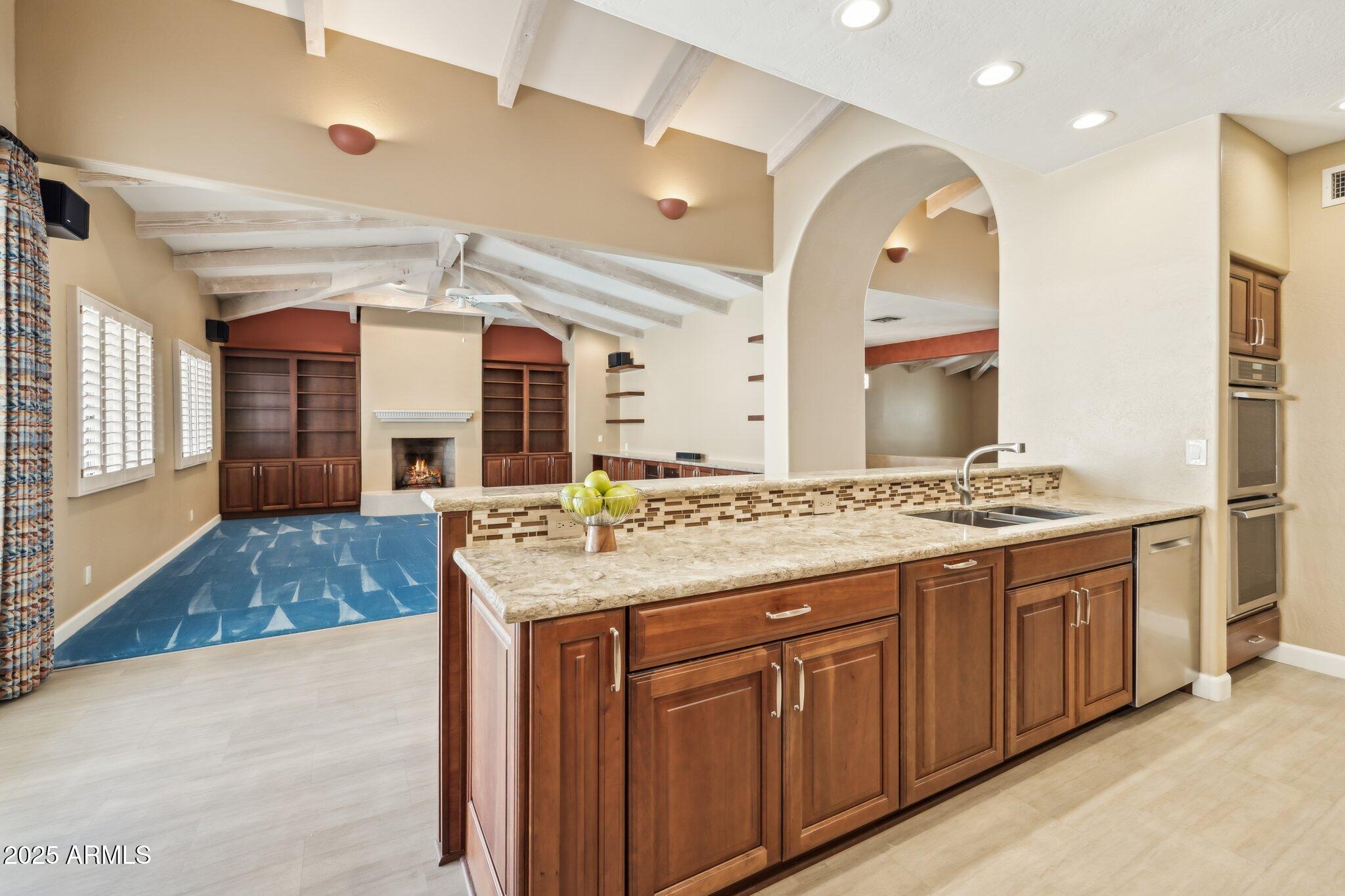 11488 E BELLA VISTA Drive