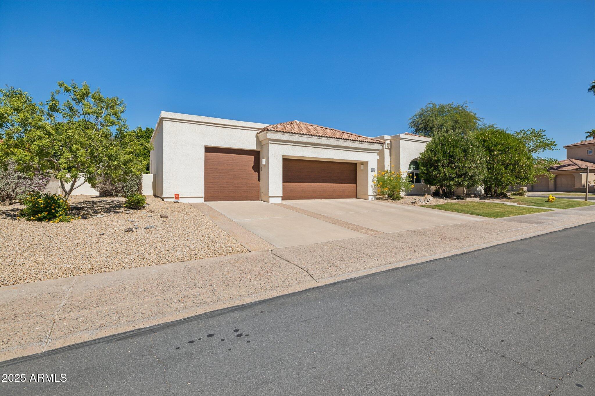 11488 E BELLA VISTA Drive