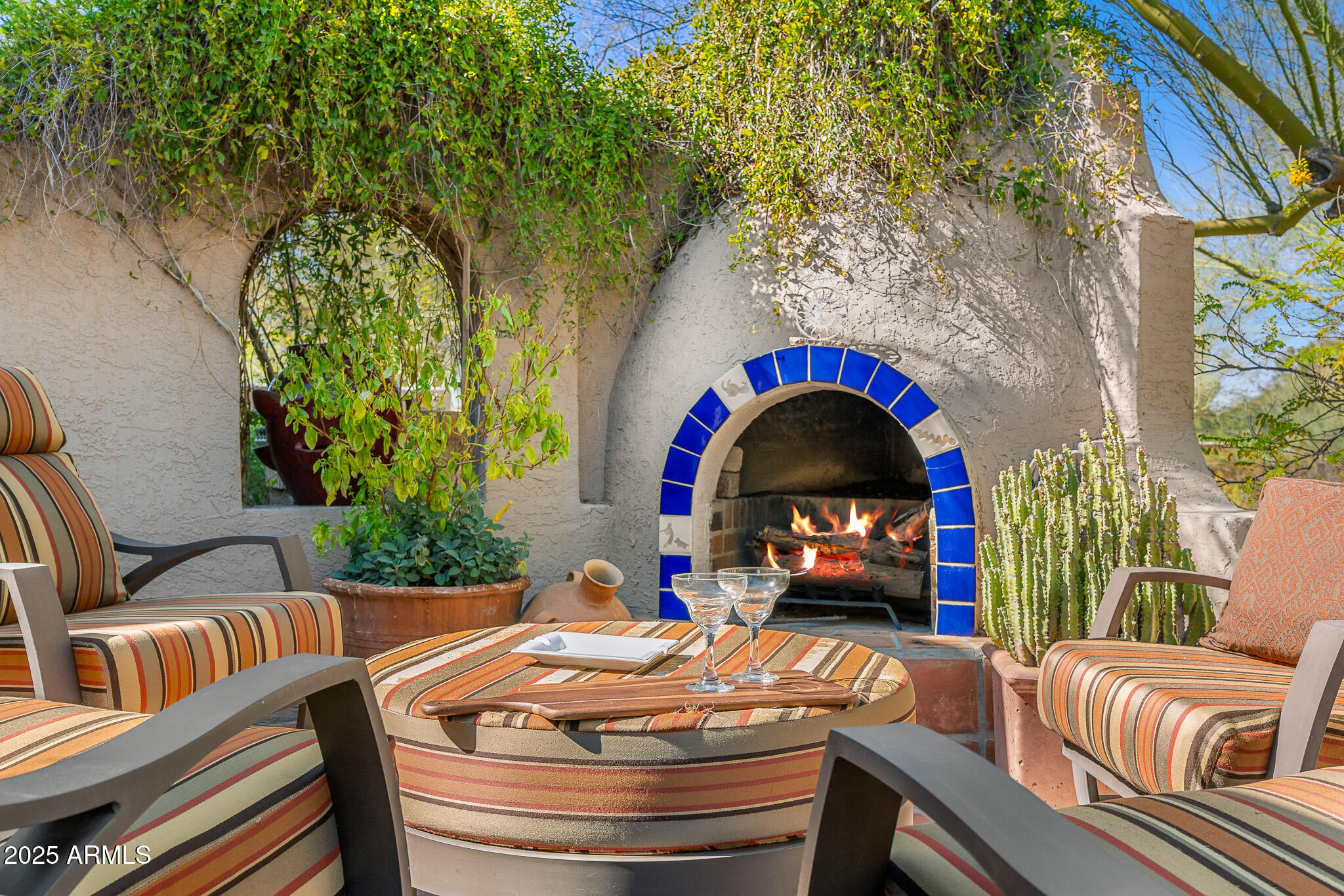 6301 N CAMELBACK MANOR Drive, 5