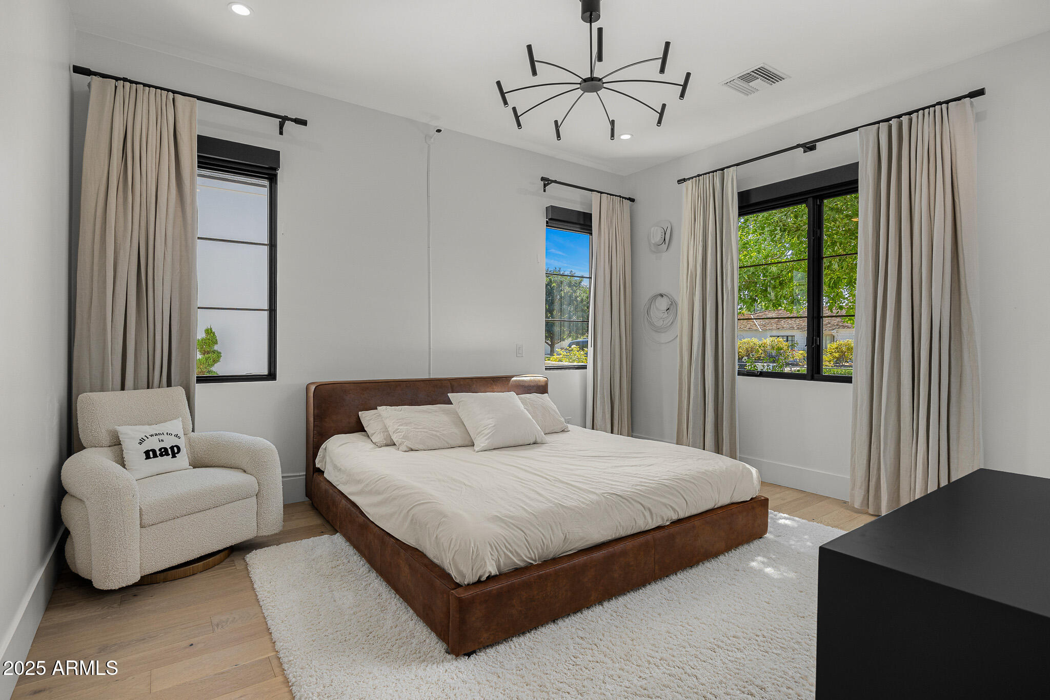 6238 E CALLE ROSA, -