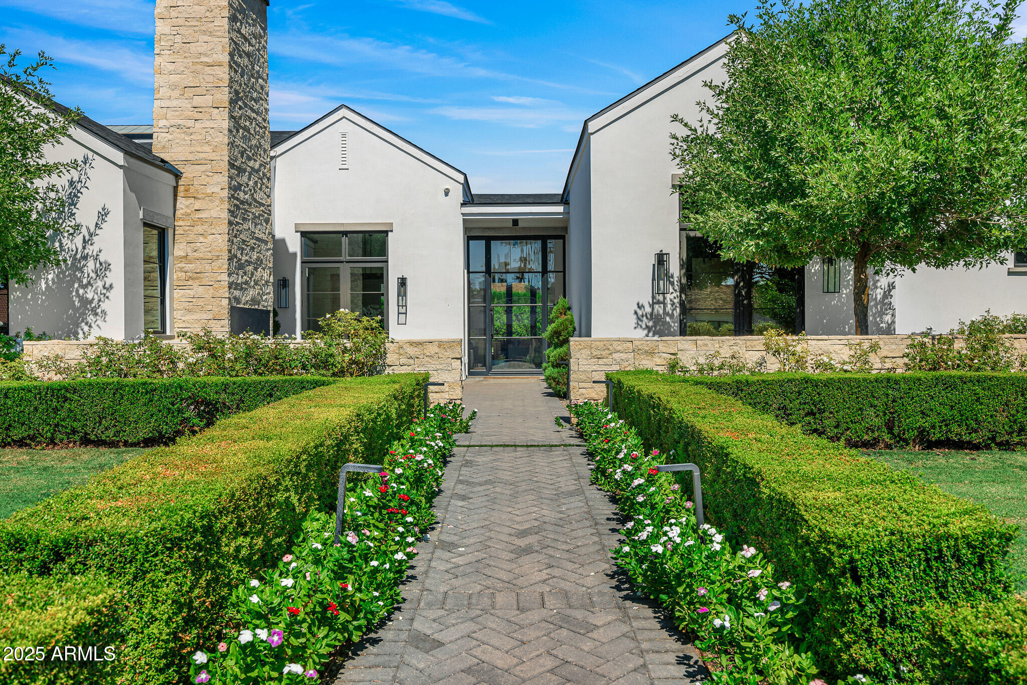 6238 E CALLE ROSA, -