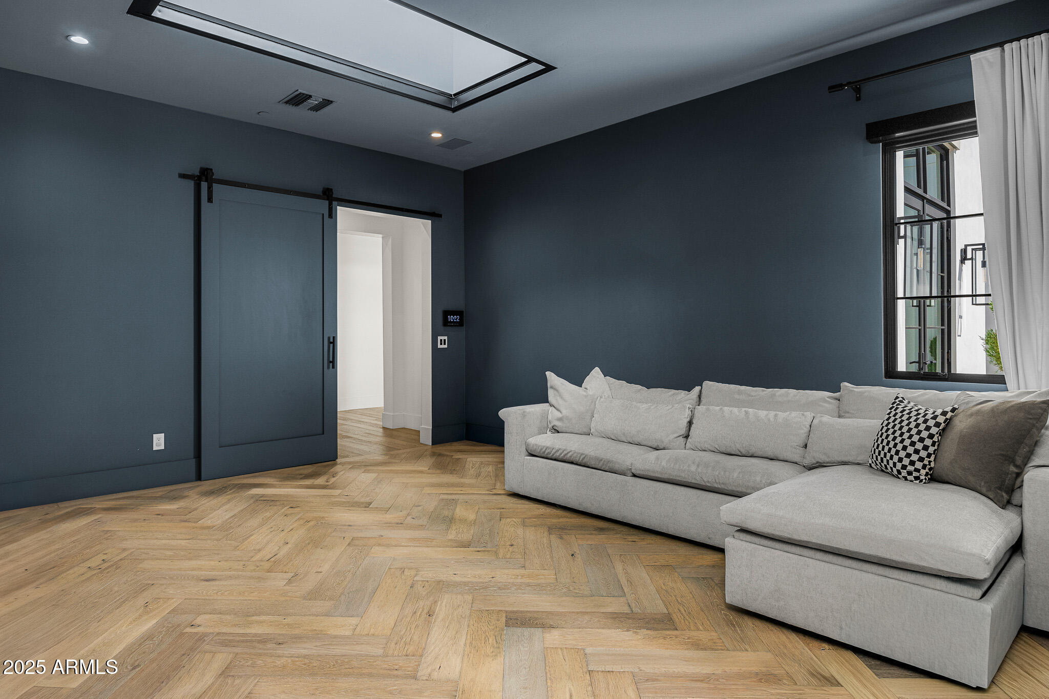 6238 E CALLE ROSA, -