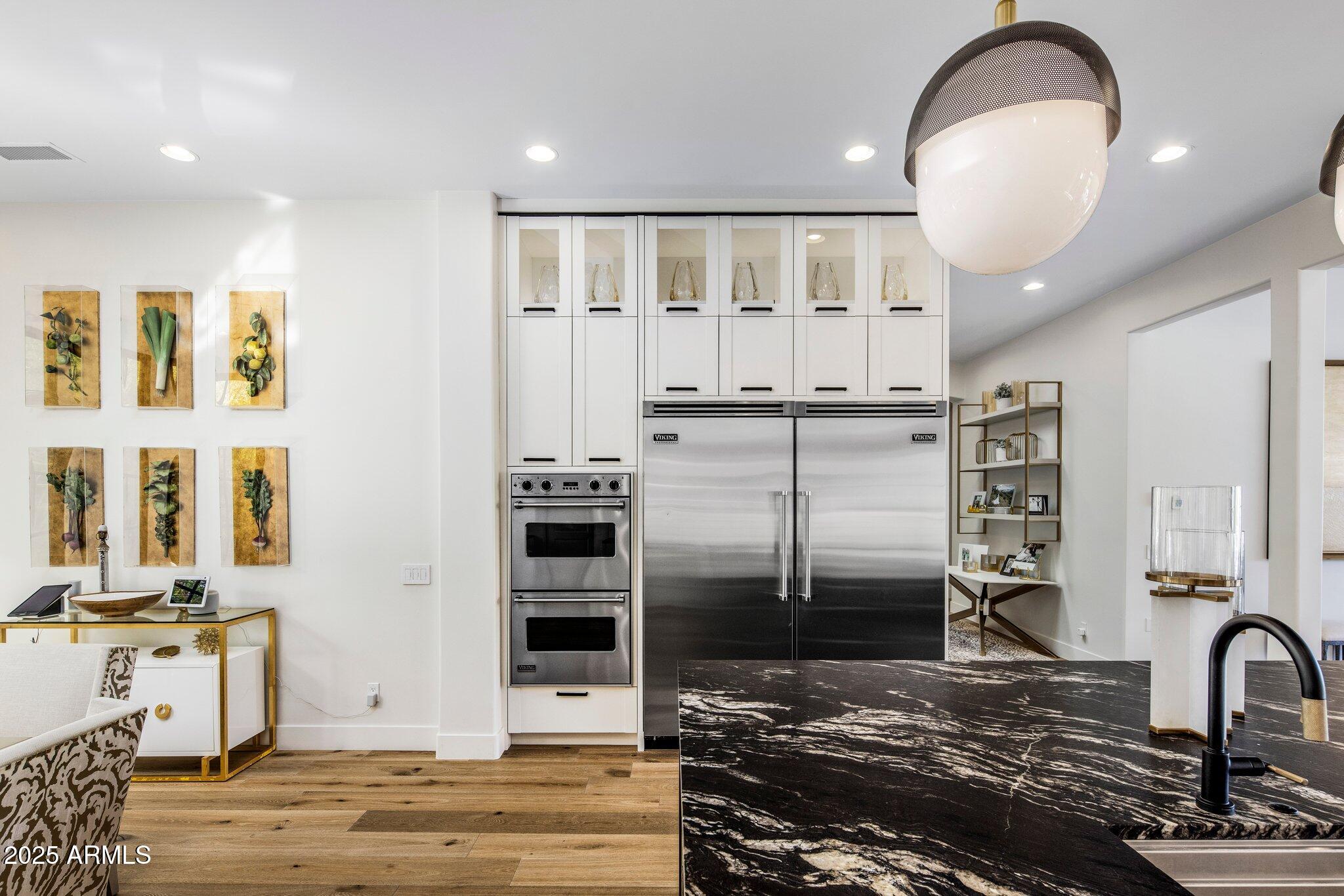 6650 N HILLSIDE Drive