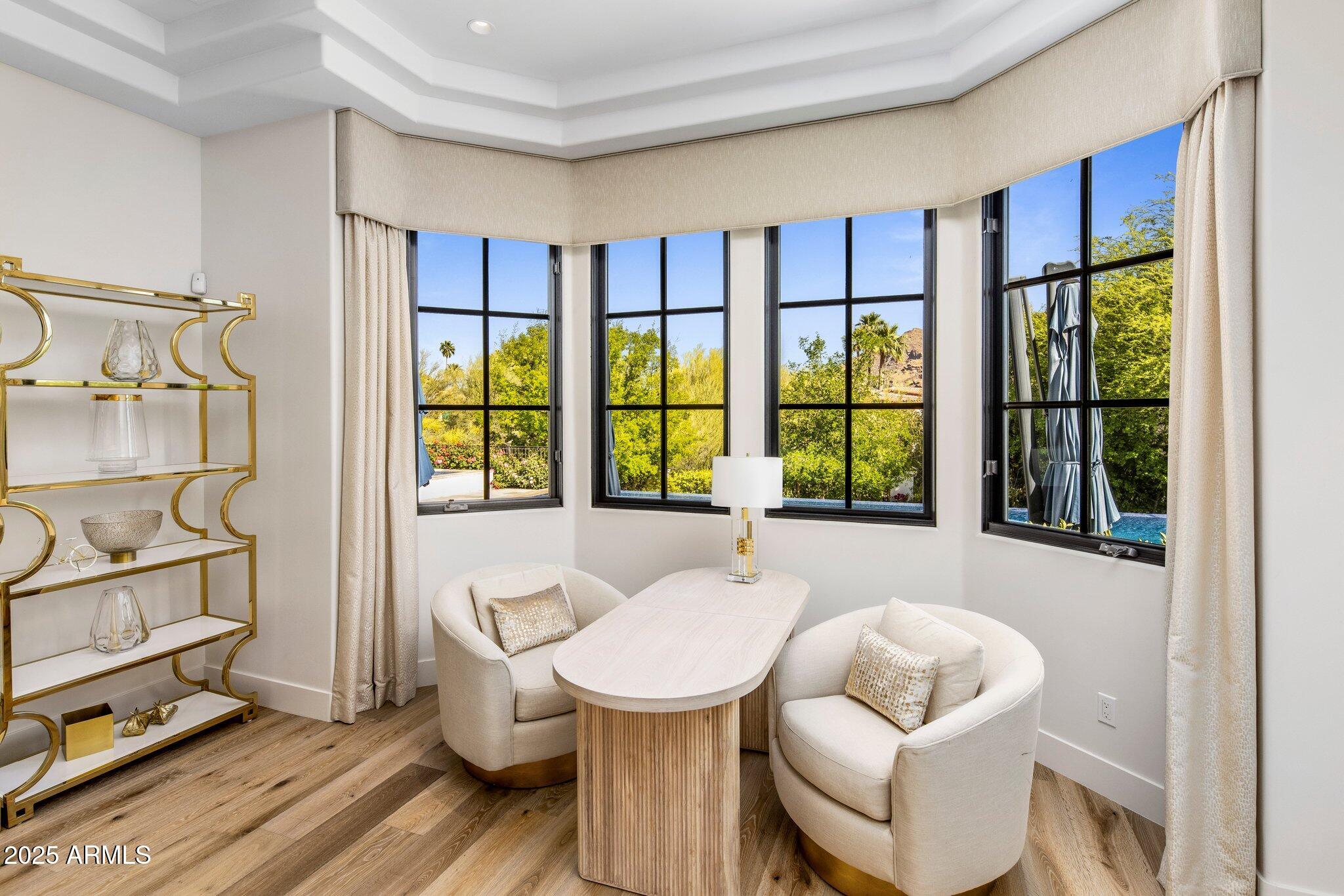 6650 N HILLSIDE Drive