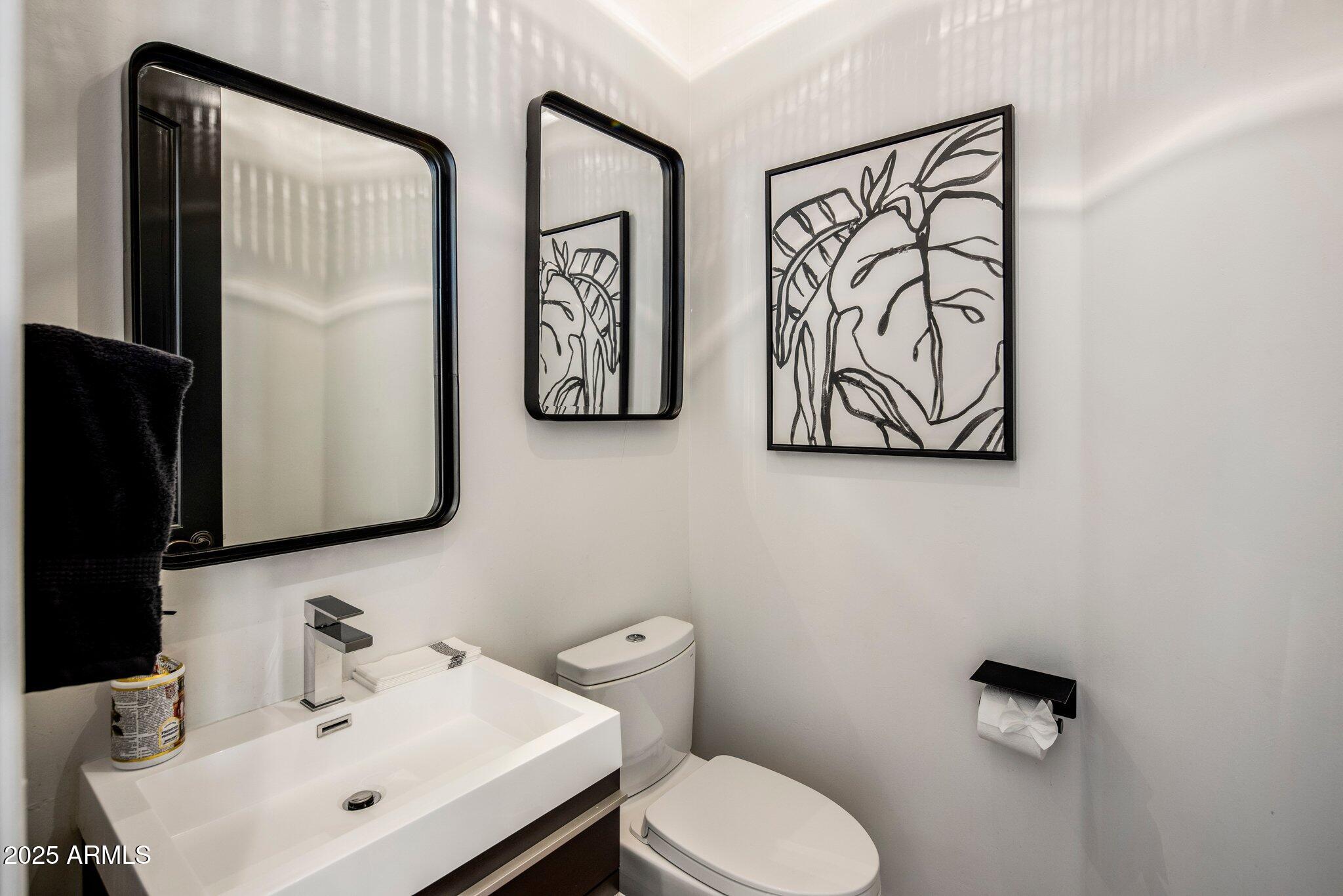 6650 N HILLSIDE Drive