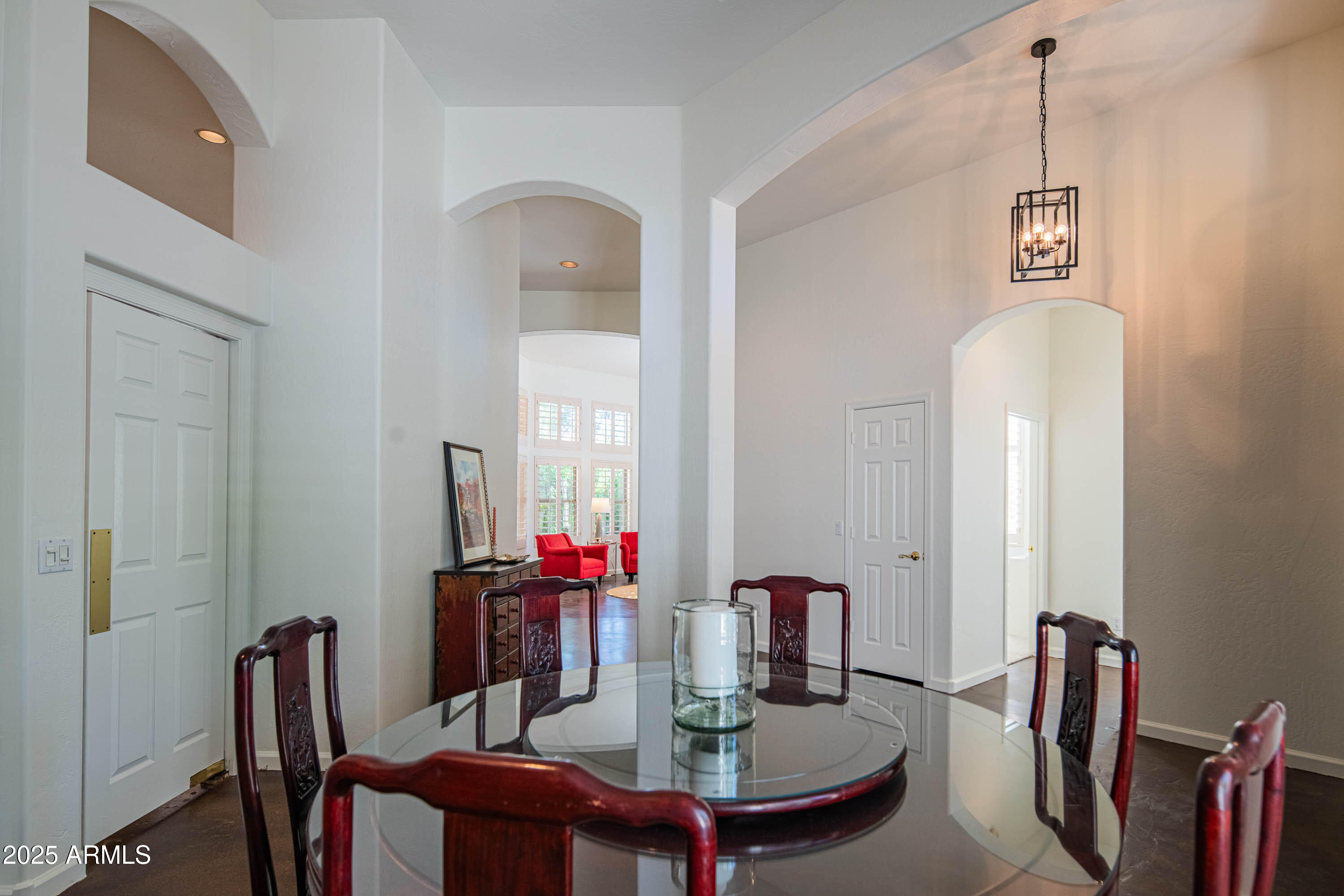 6034 E ANDERSON Drive