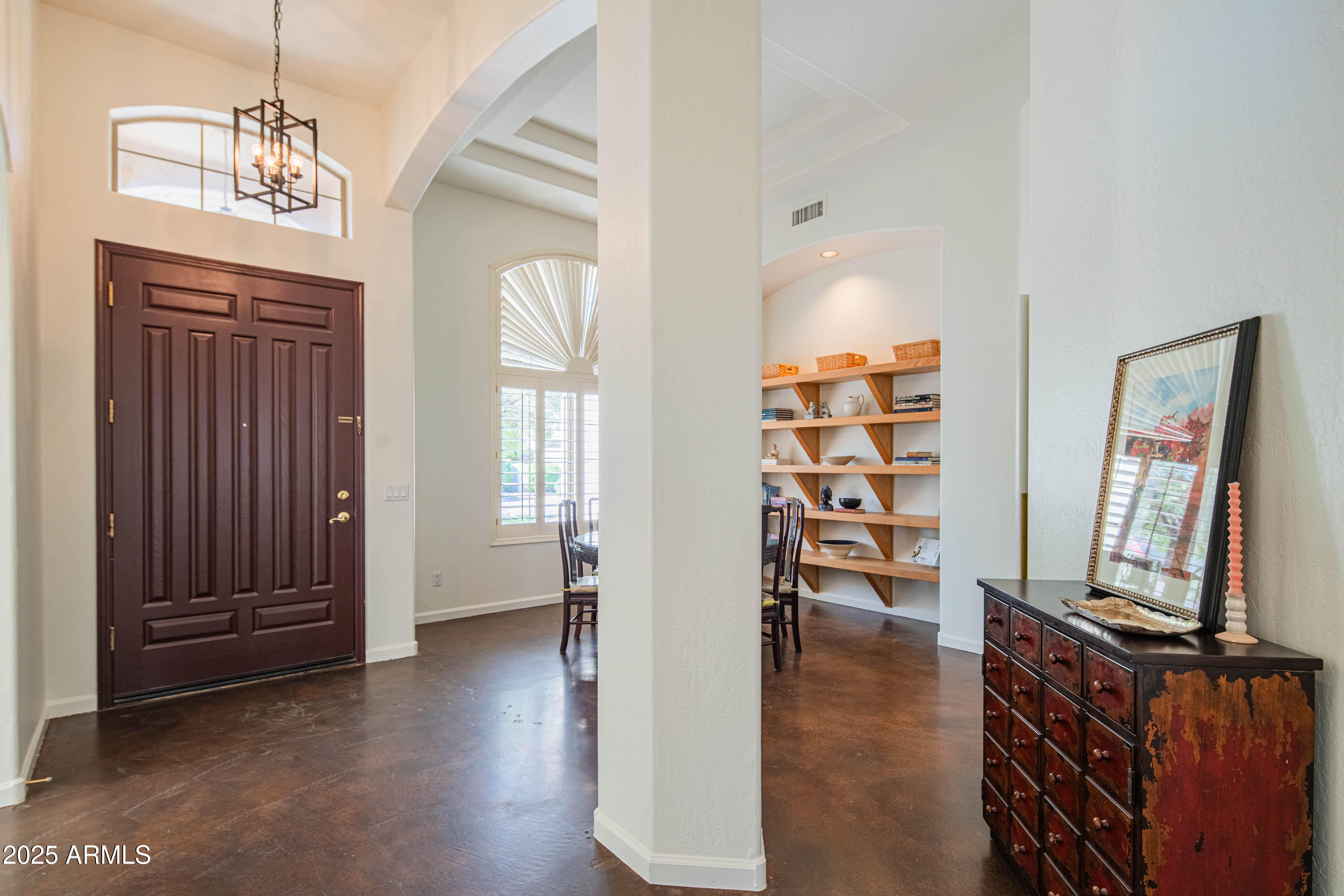 6034 E ANDERSON Drive