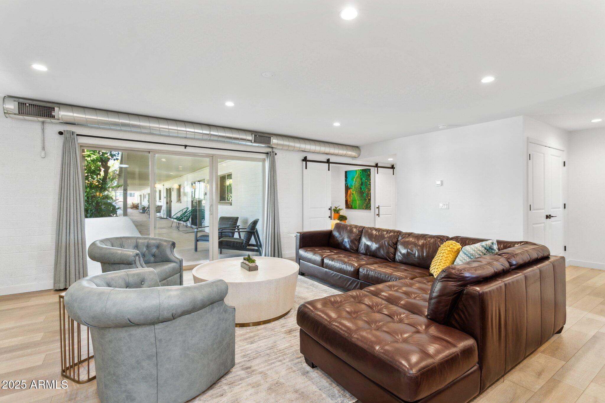 6824 E 2ND Street, 215