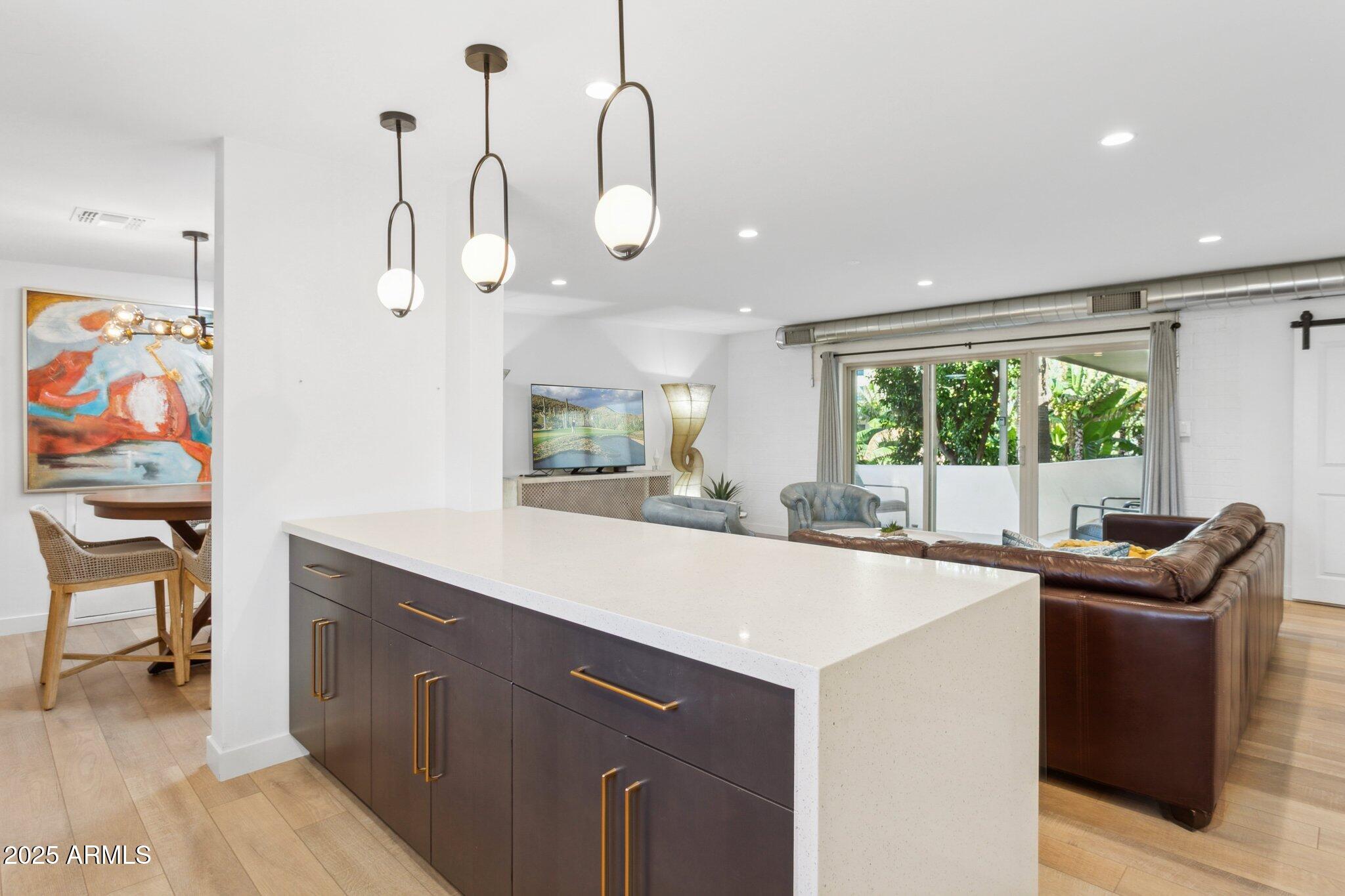 6824 E 2ND Street, 215