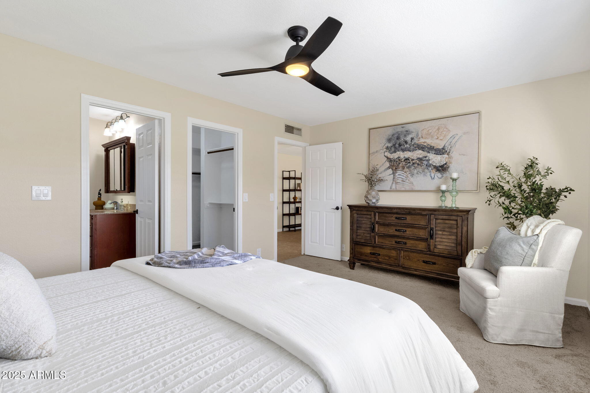 4307 E GREENWAY Lane