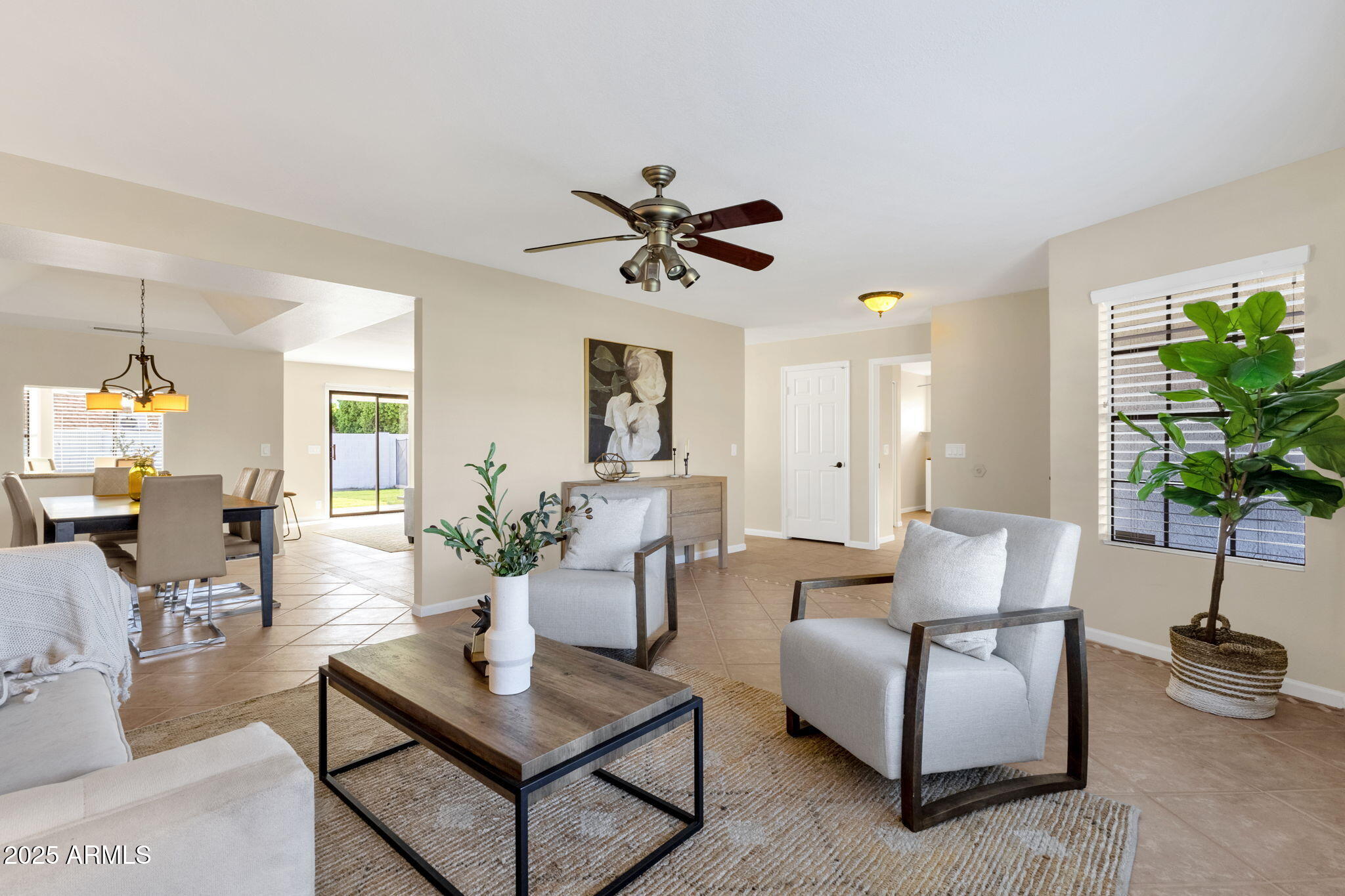 4307 E GREENWAY Lane