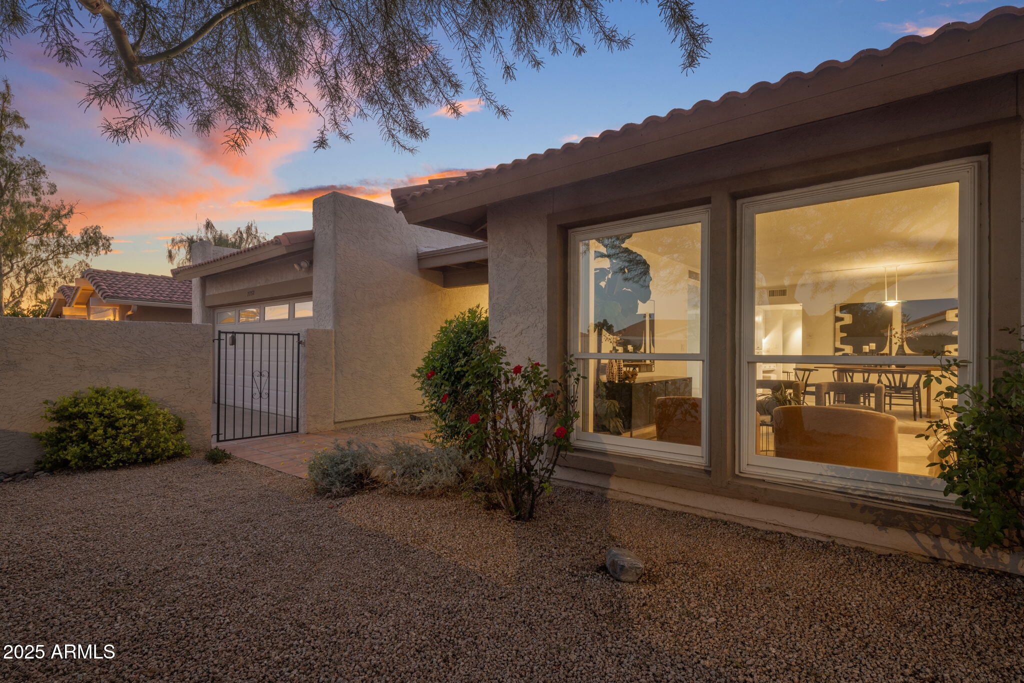 7752 N VIA DEL MUNDO