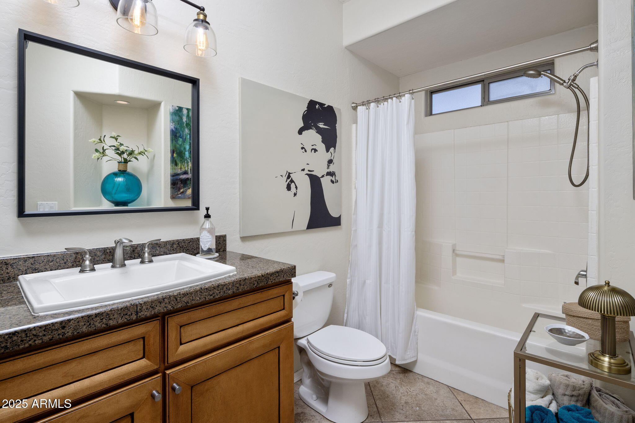 1351 N PLEASANT Drive, 1118