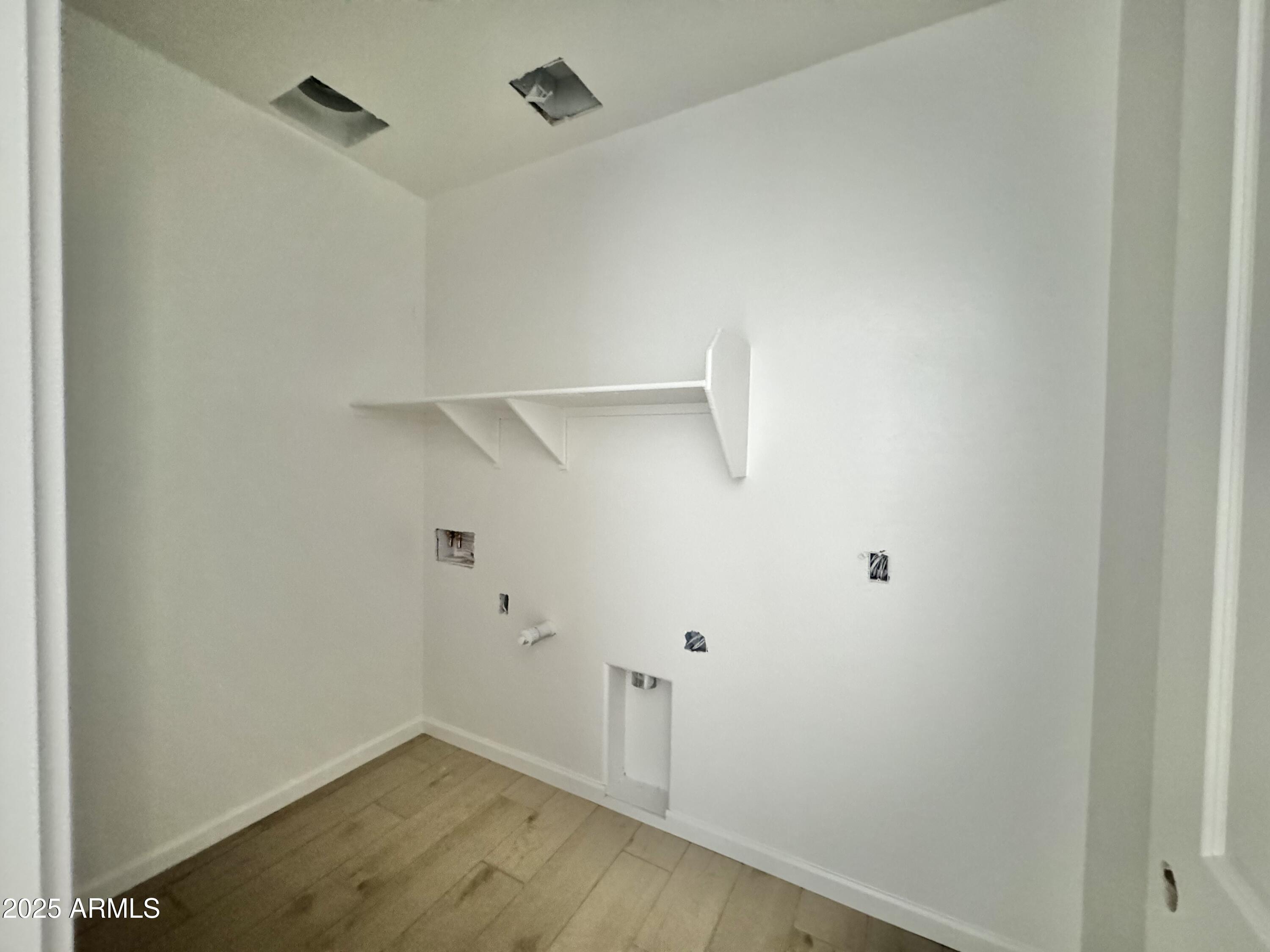 15736 W CAMDEN Avenue