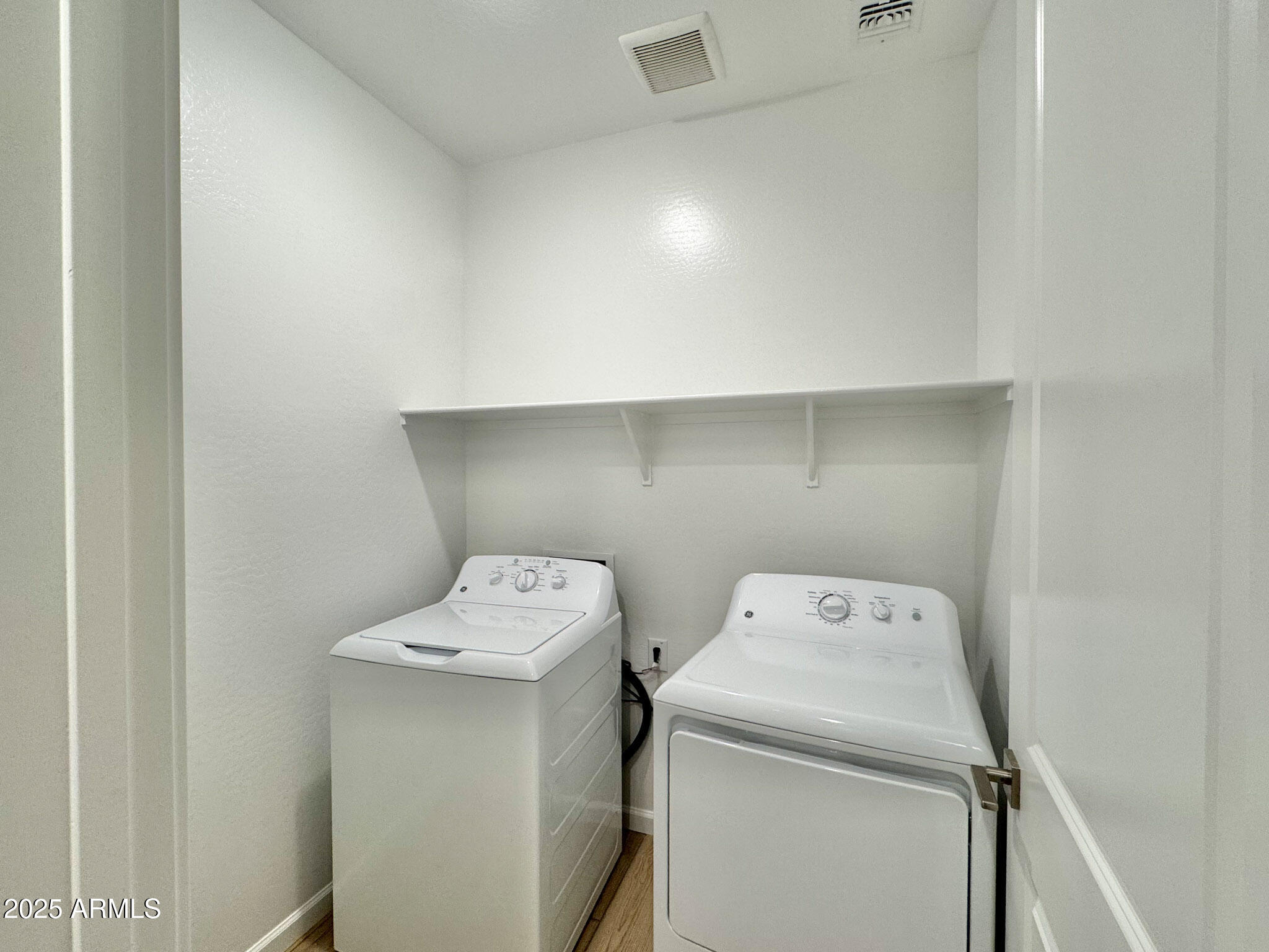 15723 W CAMDEN Avenue