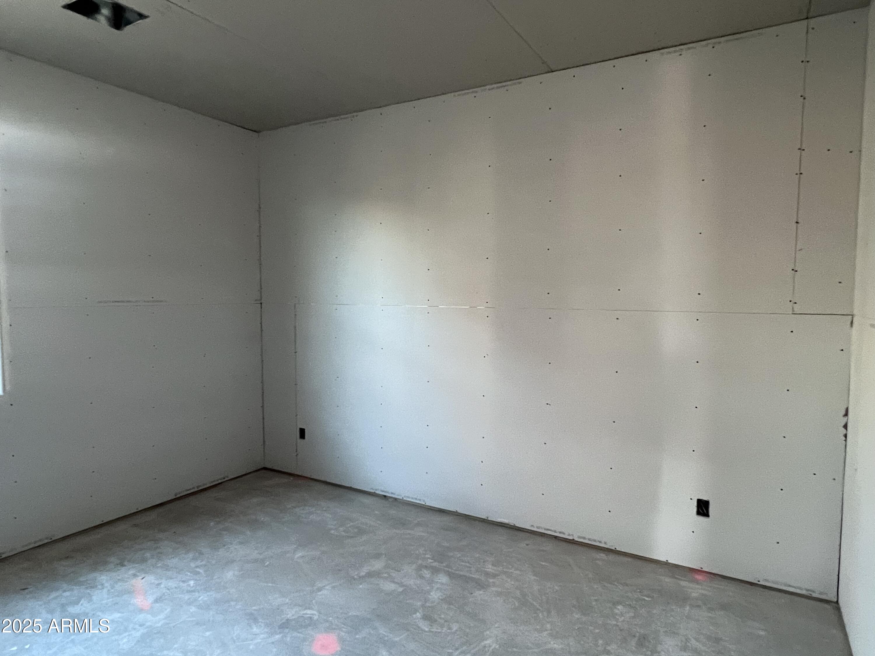 15723 W CAMDEN Avenue