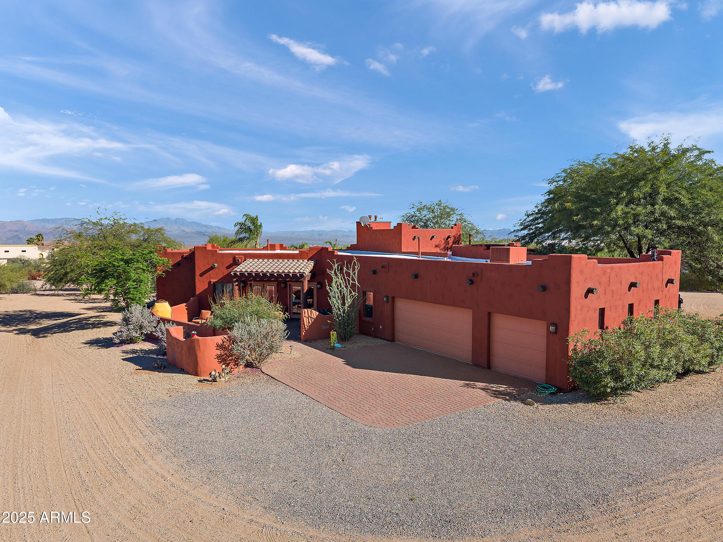 14215 E CALLE DE LAS ESTRELLAS Drive