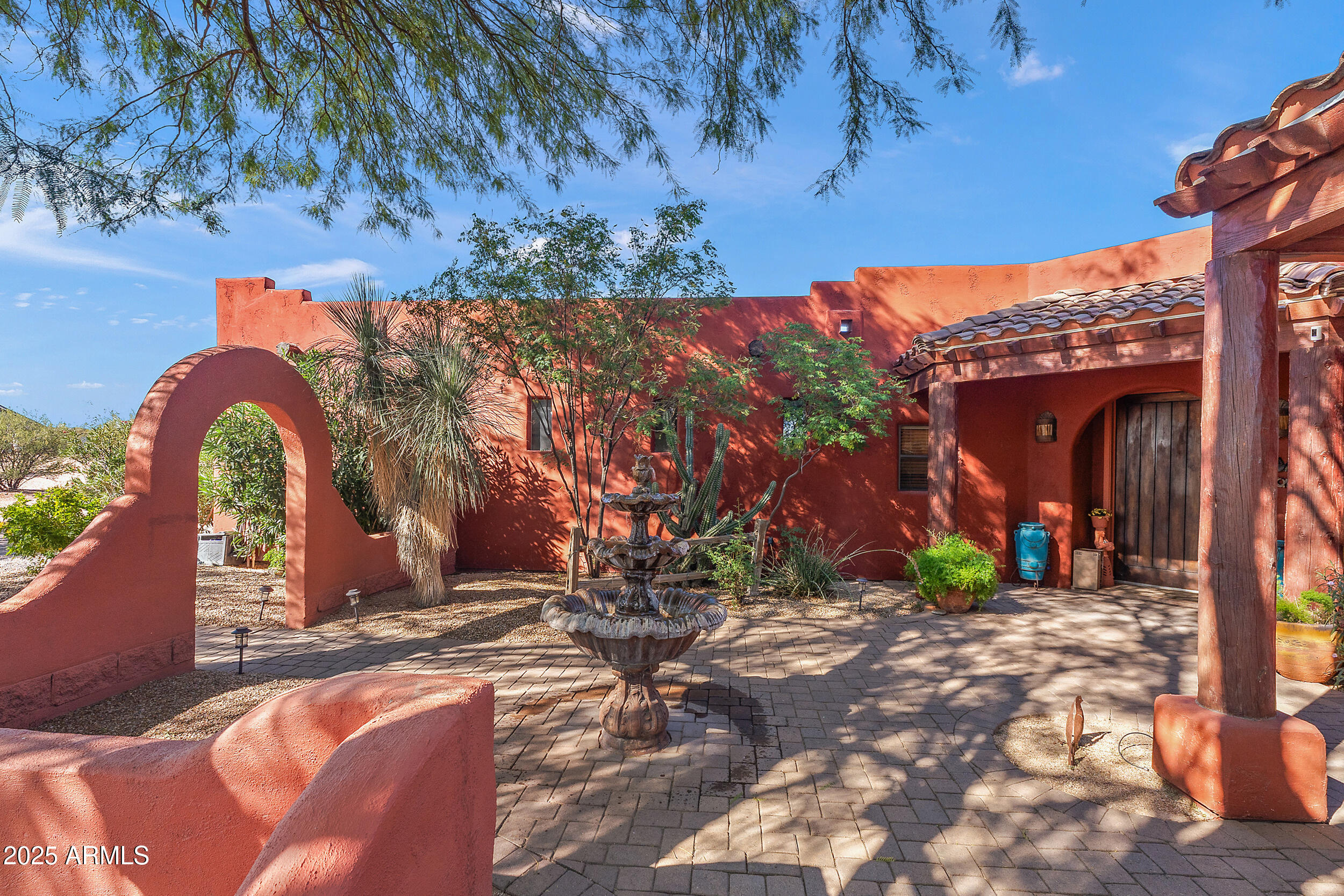 14215 E CALLE DE LAS ESTRELLAS Drive