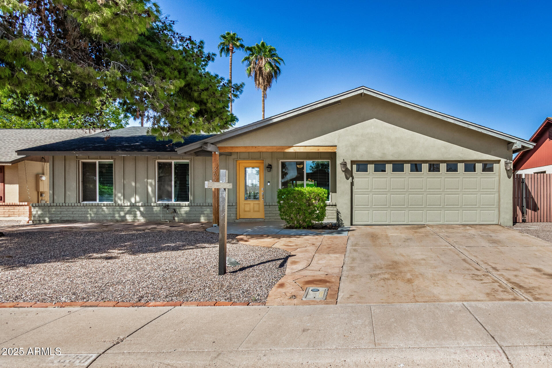 2650 W MCNAIR Street, Chandler