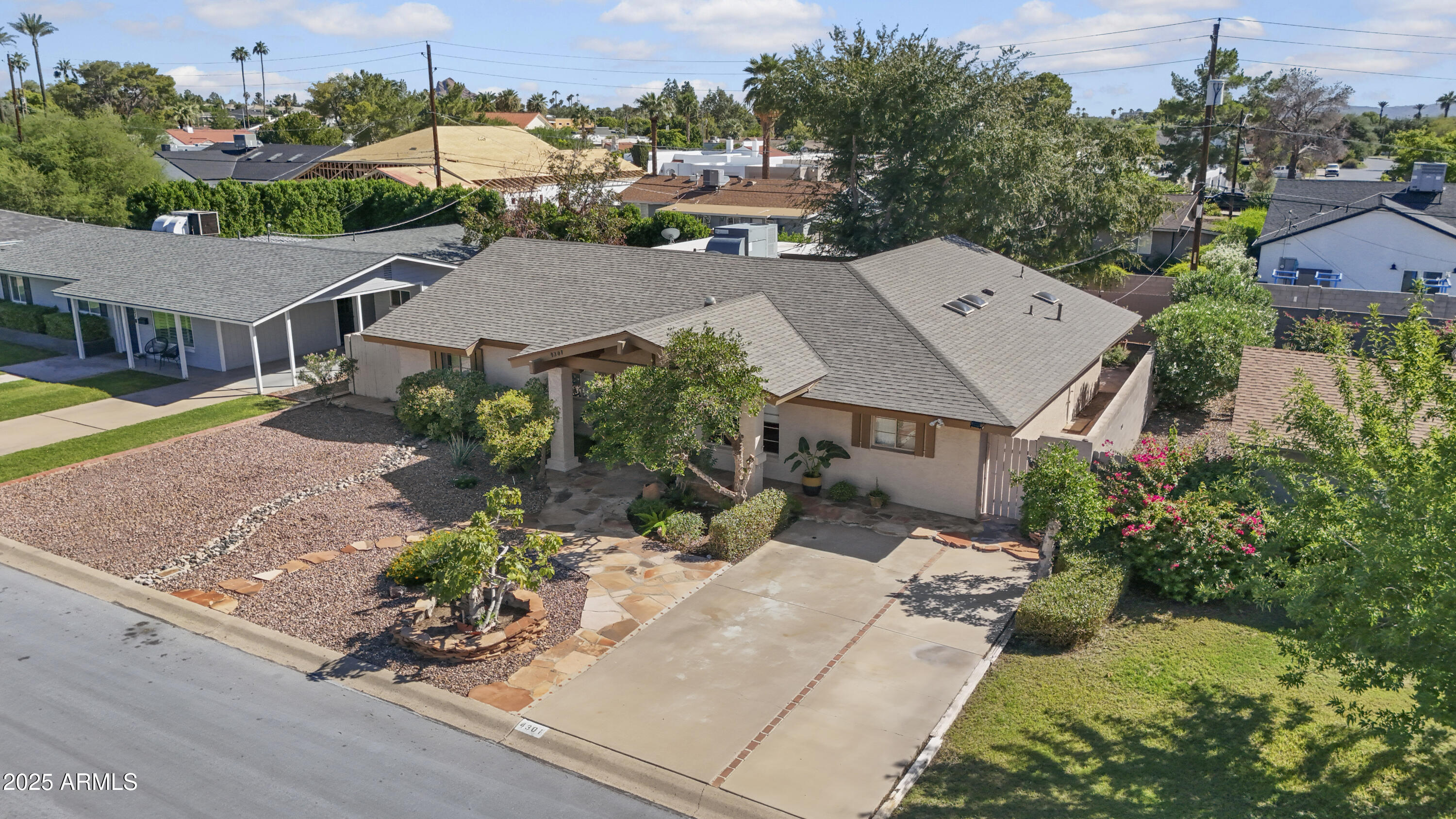 4301 E MONTECITO Avenue