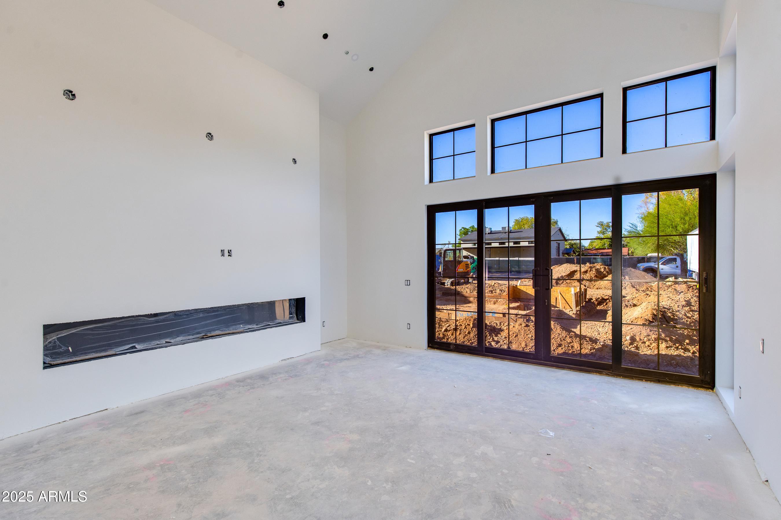 5226 E SWEETWATER Avenue, Scottsdale