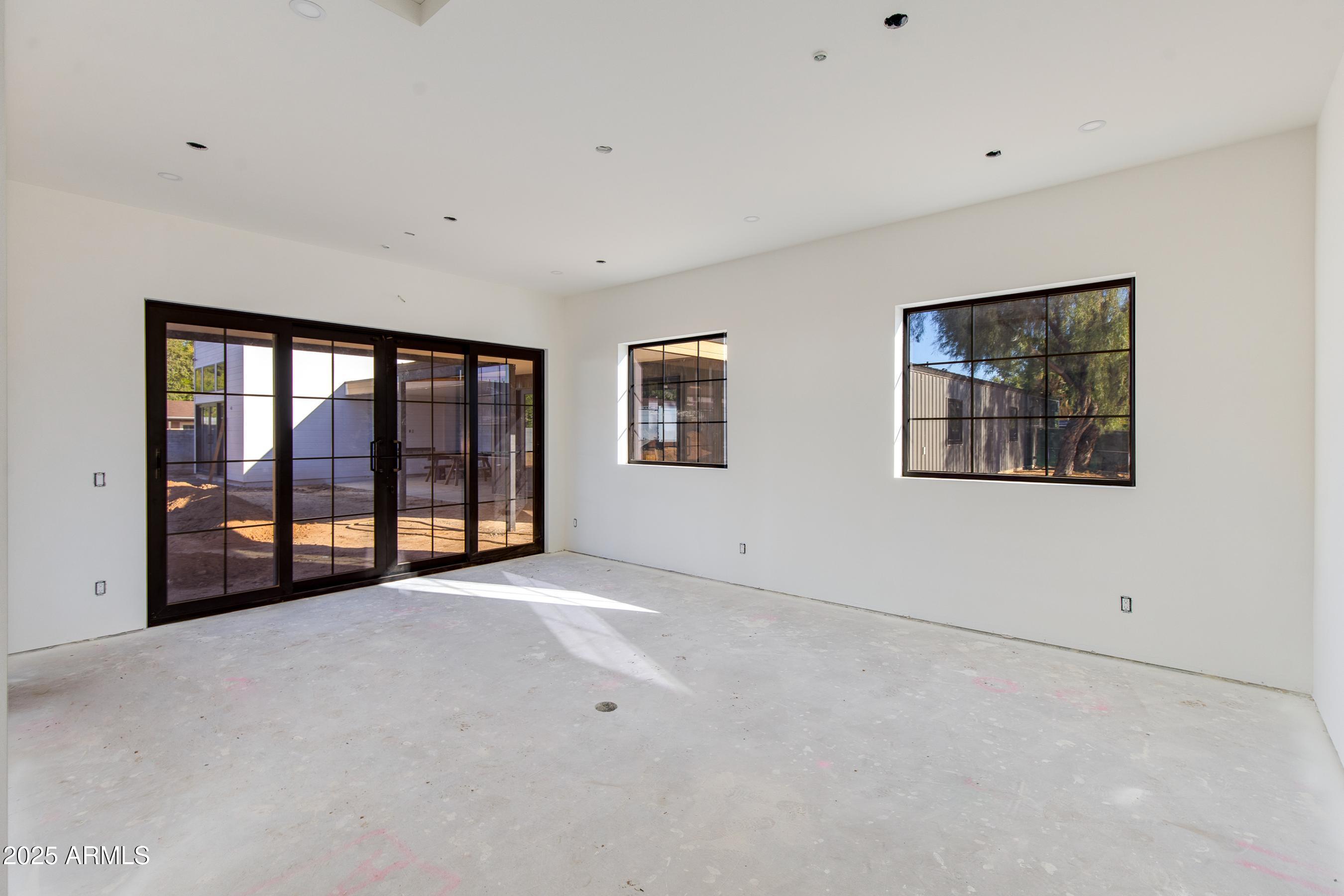 5226 E SWEETWATER Avenue, Scottsdale