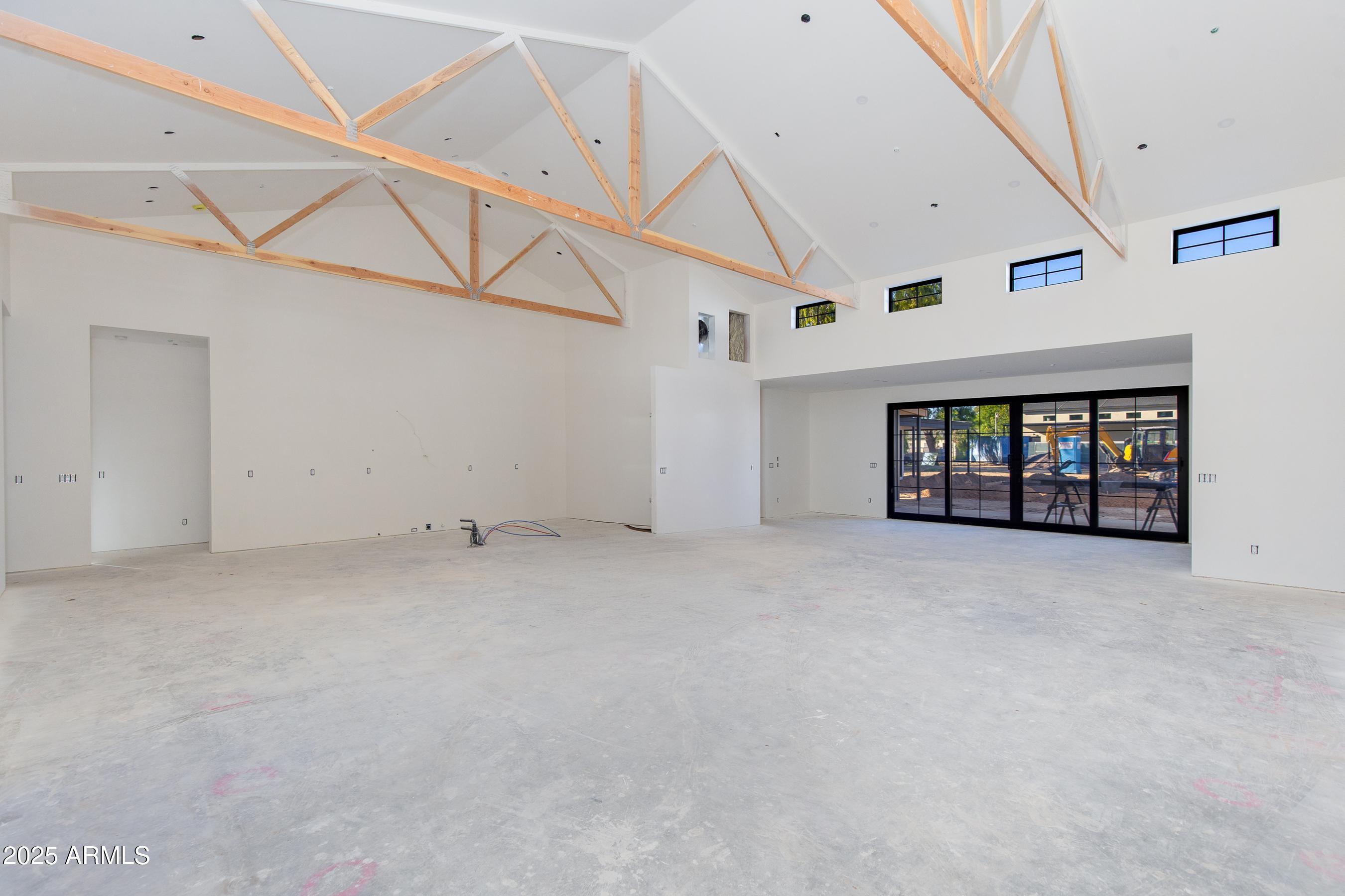 5226 E SWEETWATER Avenue, Scottsdale