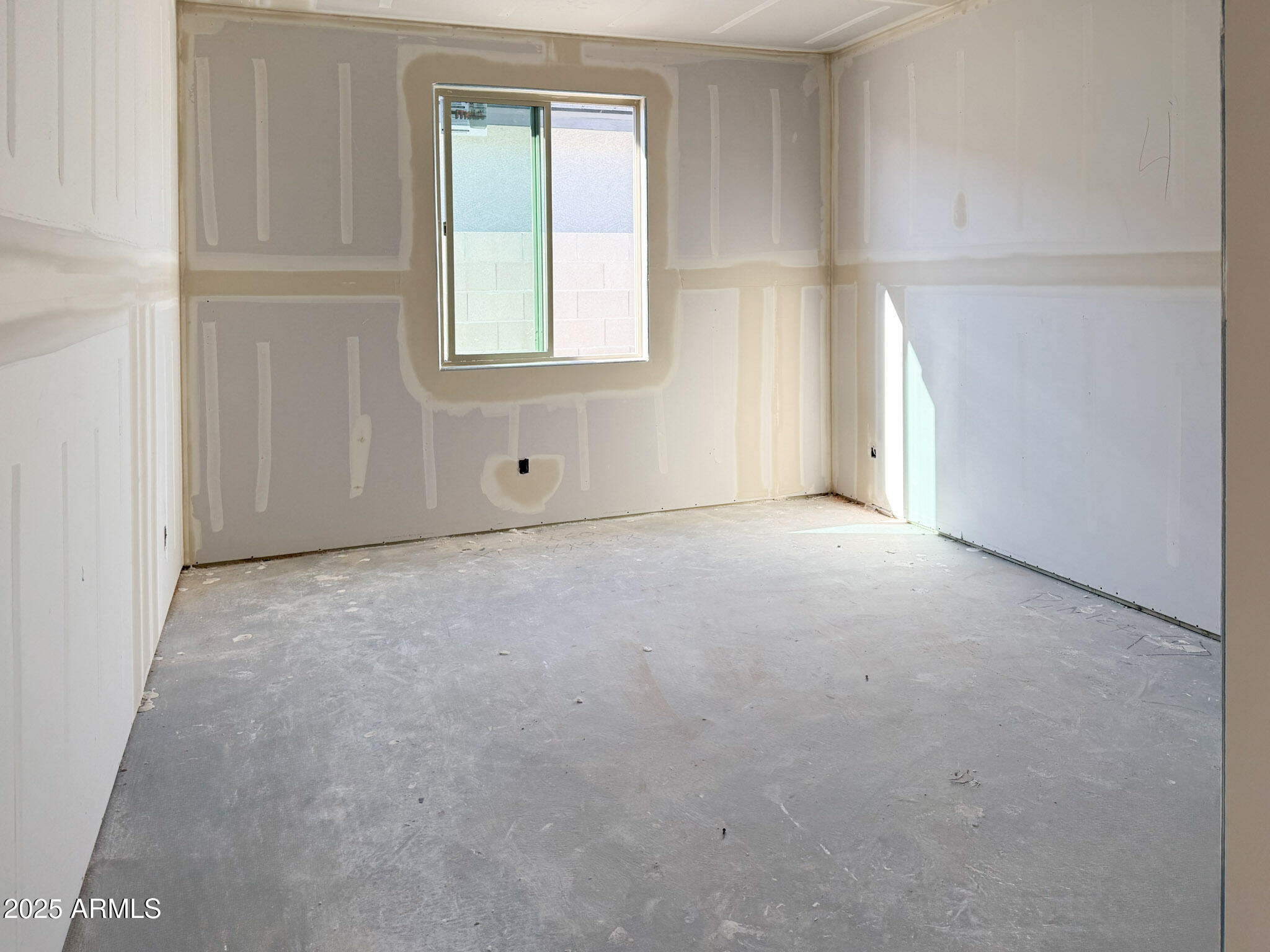 18248 W CAMINO DE ORO