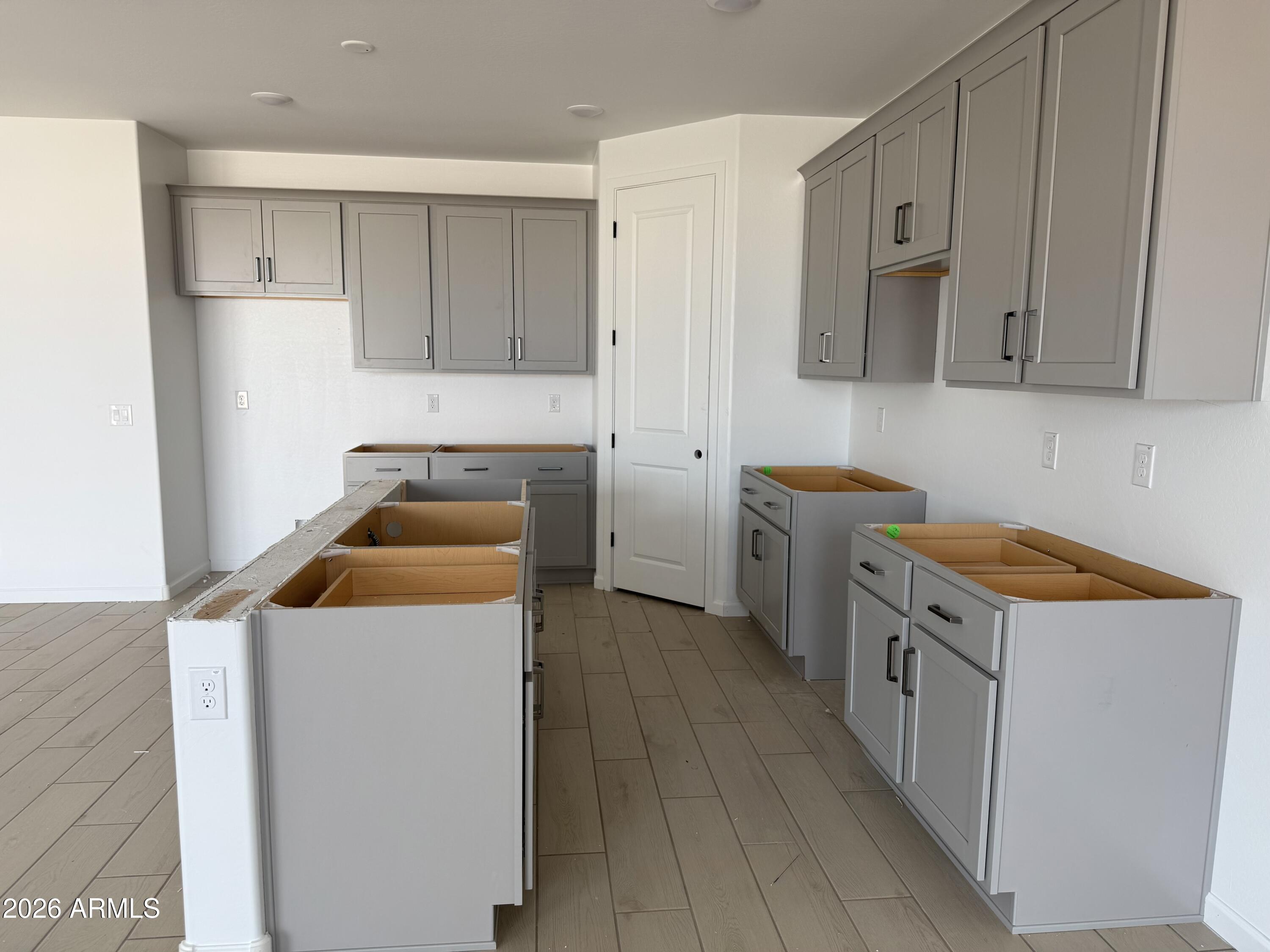 18248 W CAMINO DE ORO