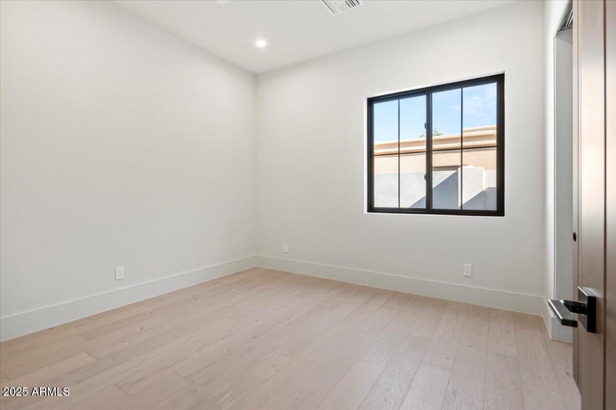 8108 E DEL CRISTAL Drive