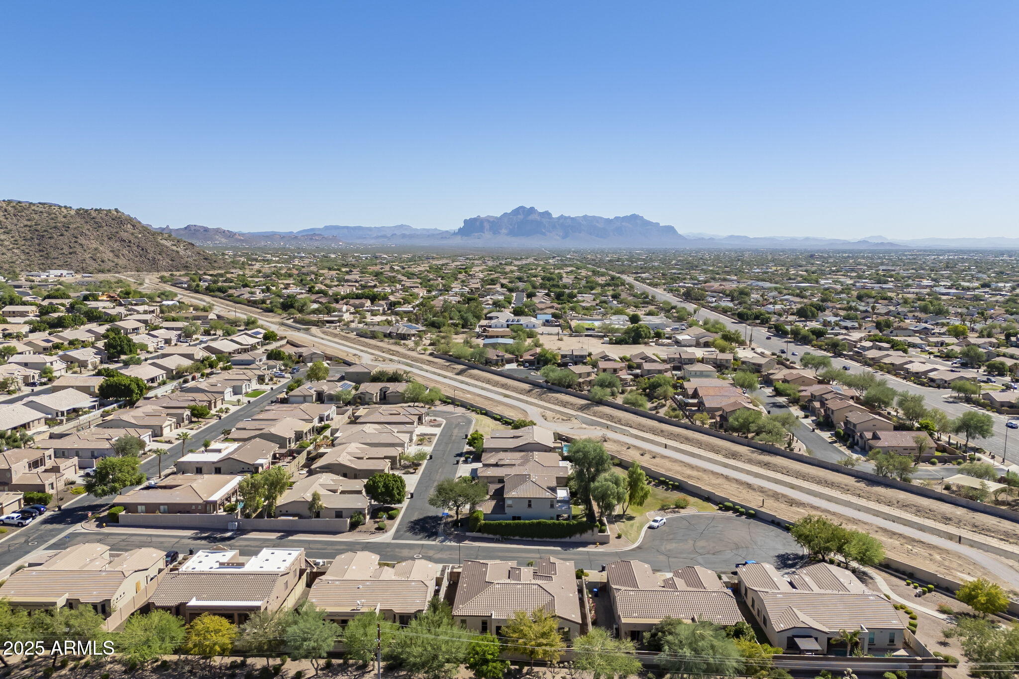 1240 N BERNARD Circle