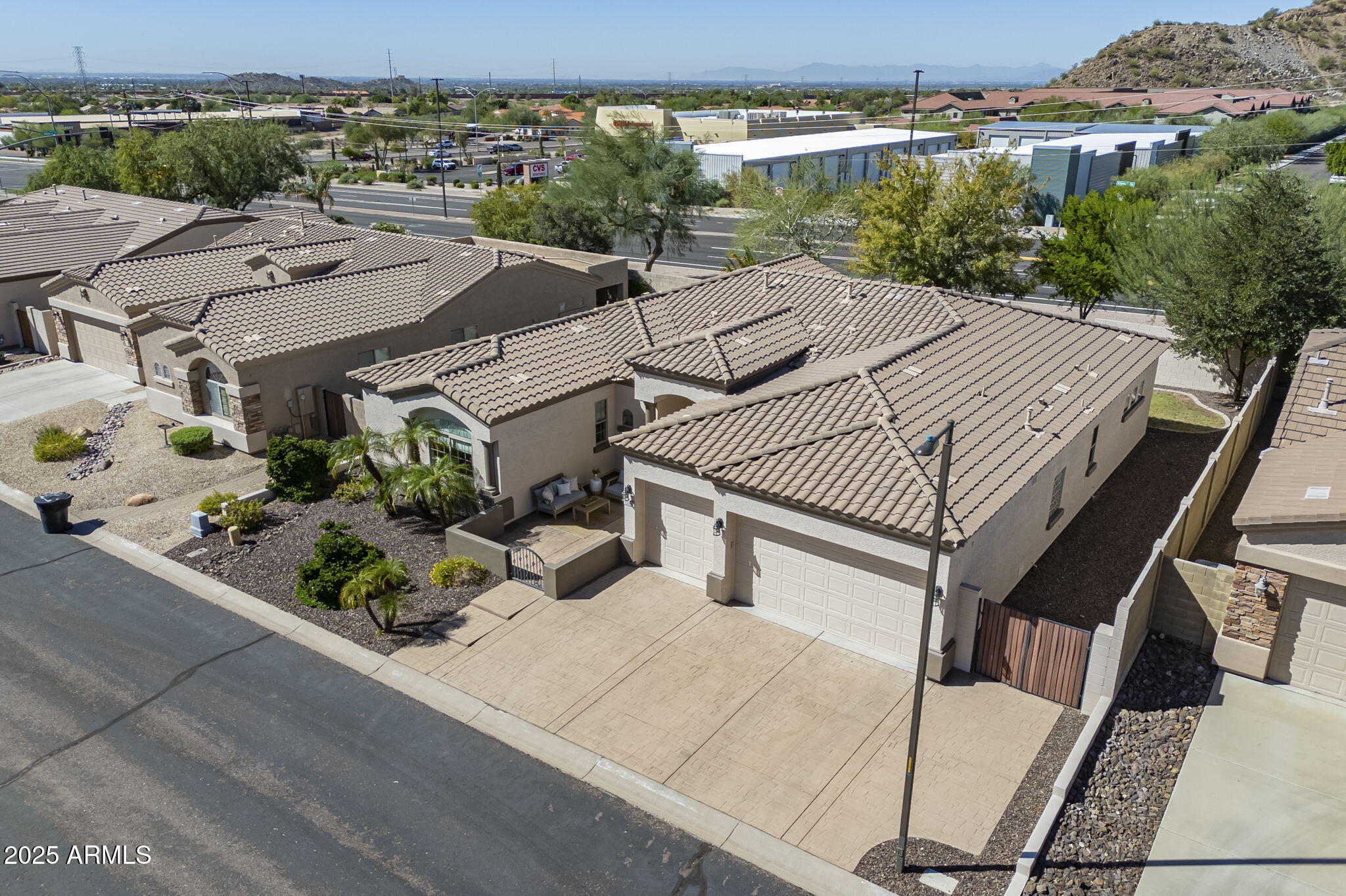 1240 N BERNARD Circle