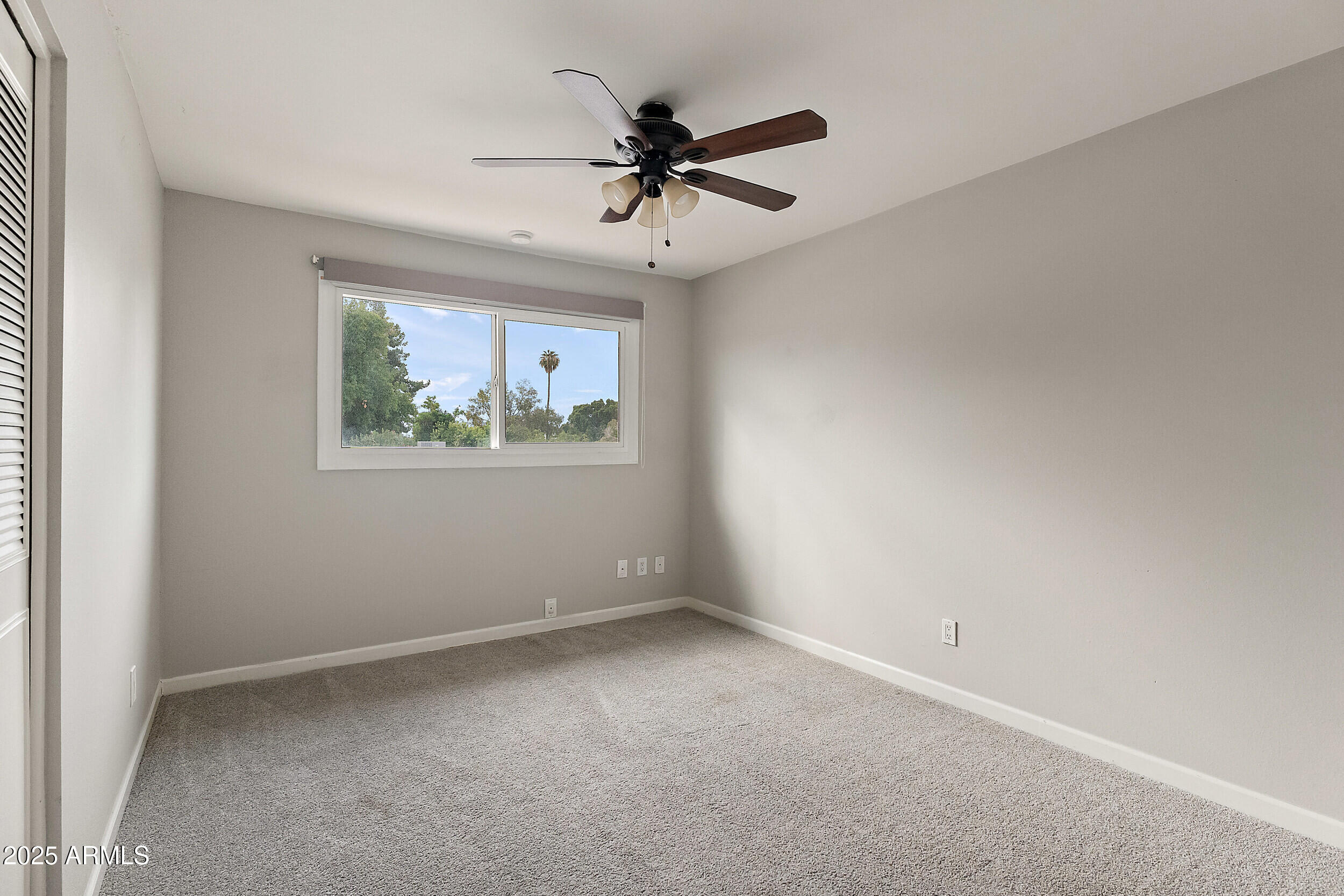 1617 E SOUTHERN Avenue