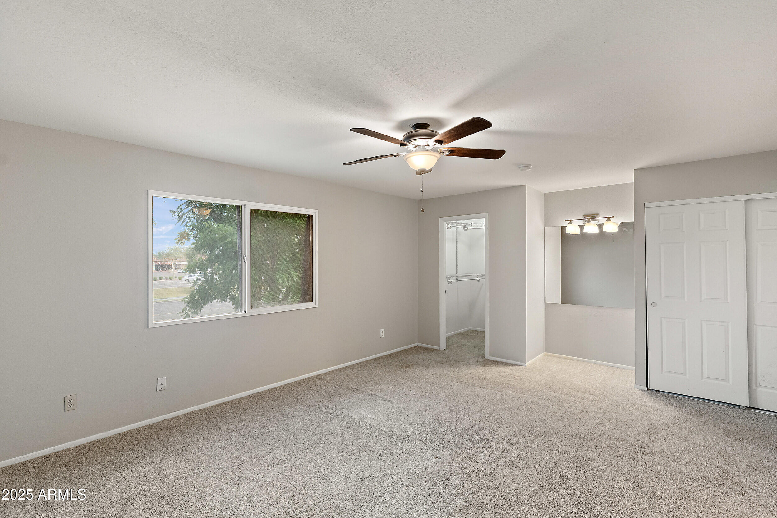 1617 E SOUTHERN Avenue